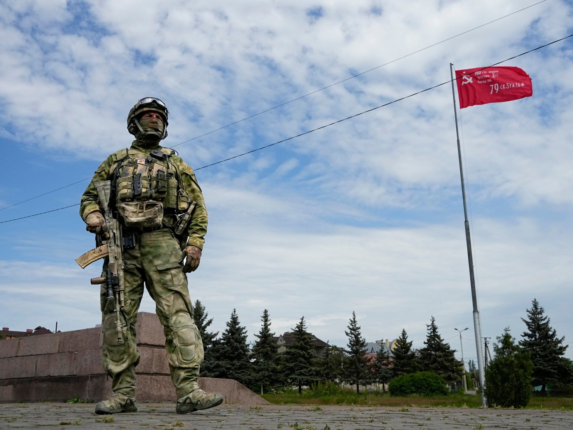 1920x1440 Russian forces hold the line in Kherson as Ukraine counterstrikes