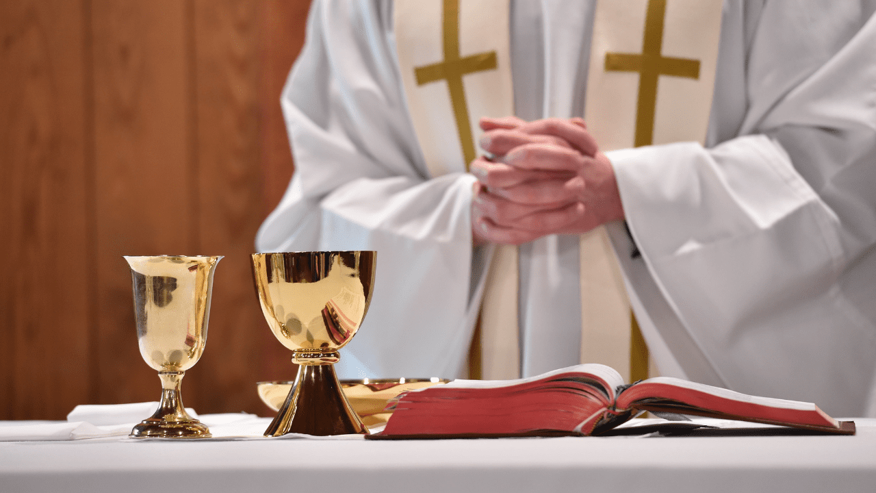 1280x720 The joy of First Communion. Congregation of Holy Cross