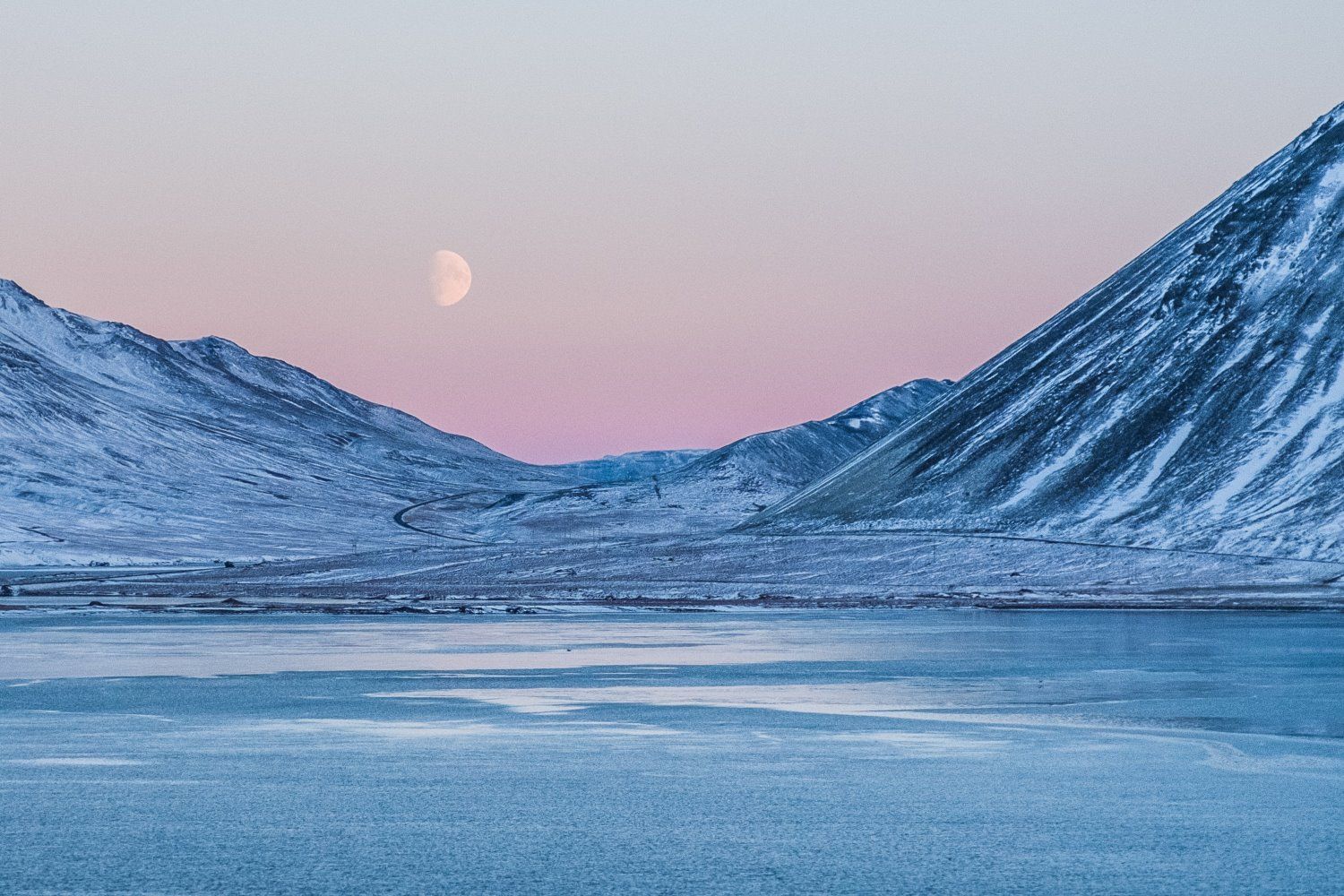 1500x1000 Tips for Beautiful Moon Landscape Photography