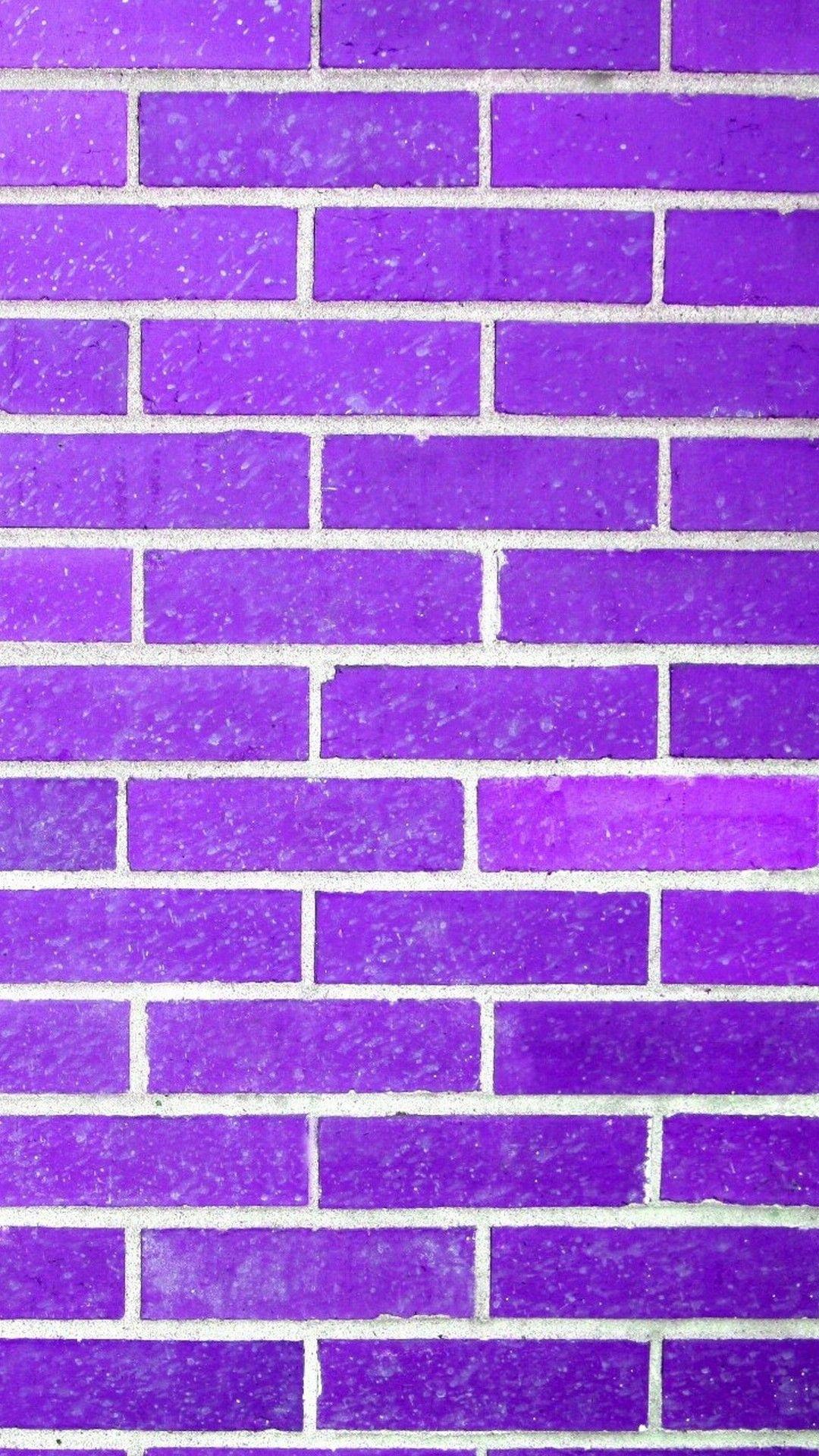 Hình nền tường gạch màu tím đẹp nhất: Với tường gạch màu tím, bạn sẽ không cần phải tạo thêm nhiều điểm nhấn khác để làm cho căn phòng của mình nổi bật. Bởi vì tường gạch màu tím đã đủ đẹp để thu hút mọi ánh nhìn. Đảm bảo hình nền tường gạch màu tím sẽ làm được điều này.