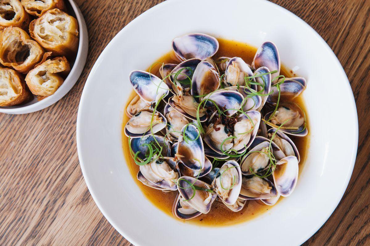 1200x800 Where To Find Melbourne's 23 Must Eat Iconic Restaurant Dishes