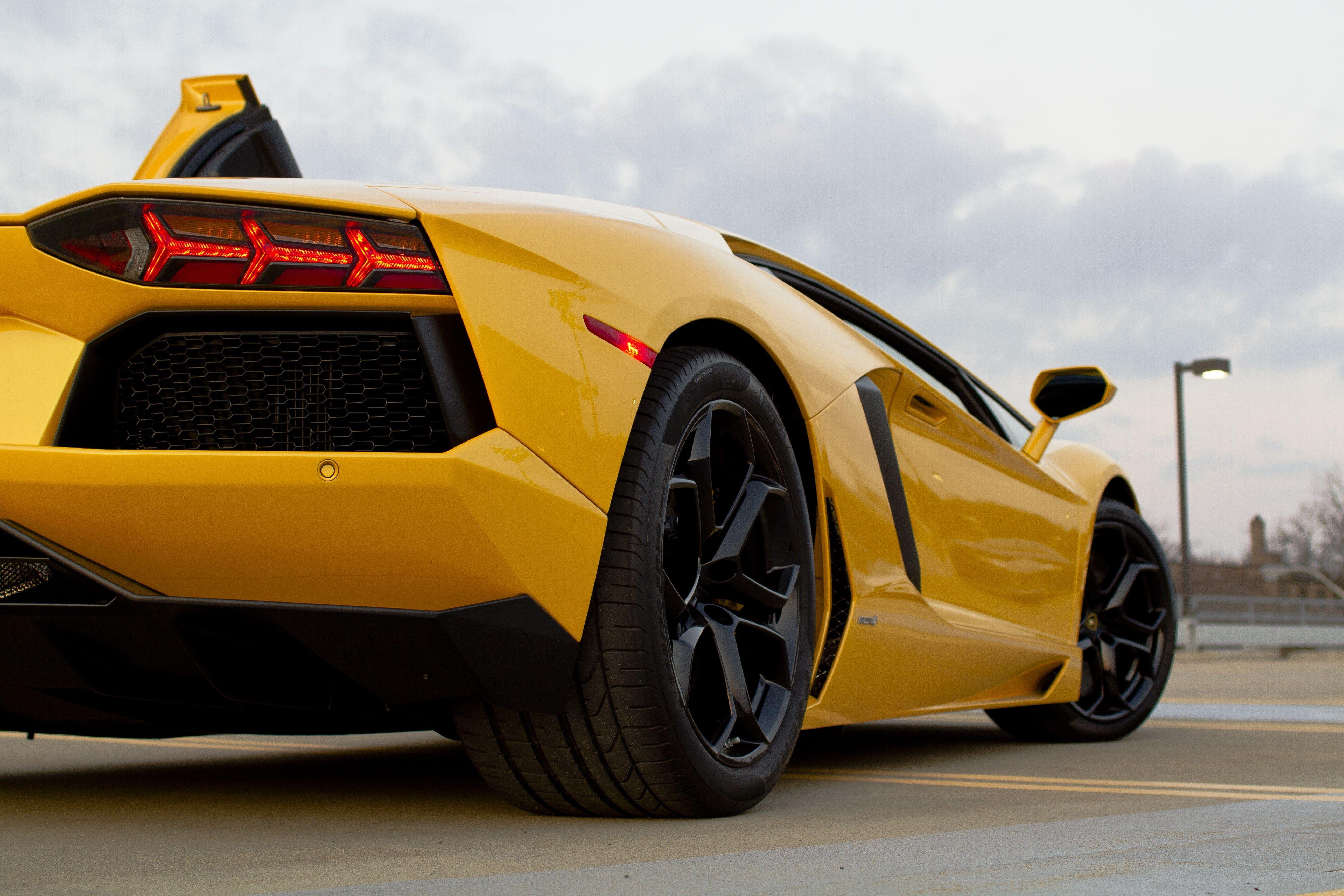 5184x3456 Lamborghini Aventador Yellow 5k