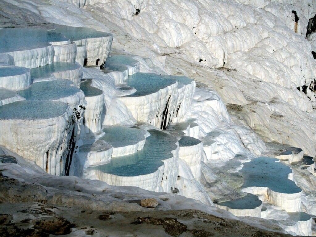 1024x768 Forces of Nature: Turkey Castle Cotton Heaven Pamukkale Pools Sky