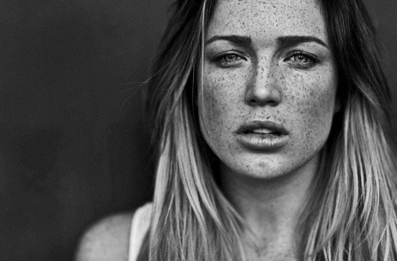 1280x841 Caity Lotz Wallpaper & Background Download
