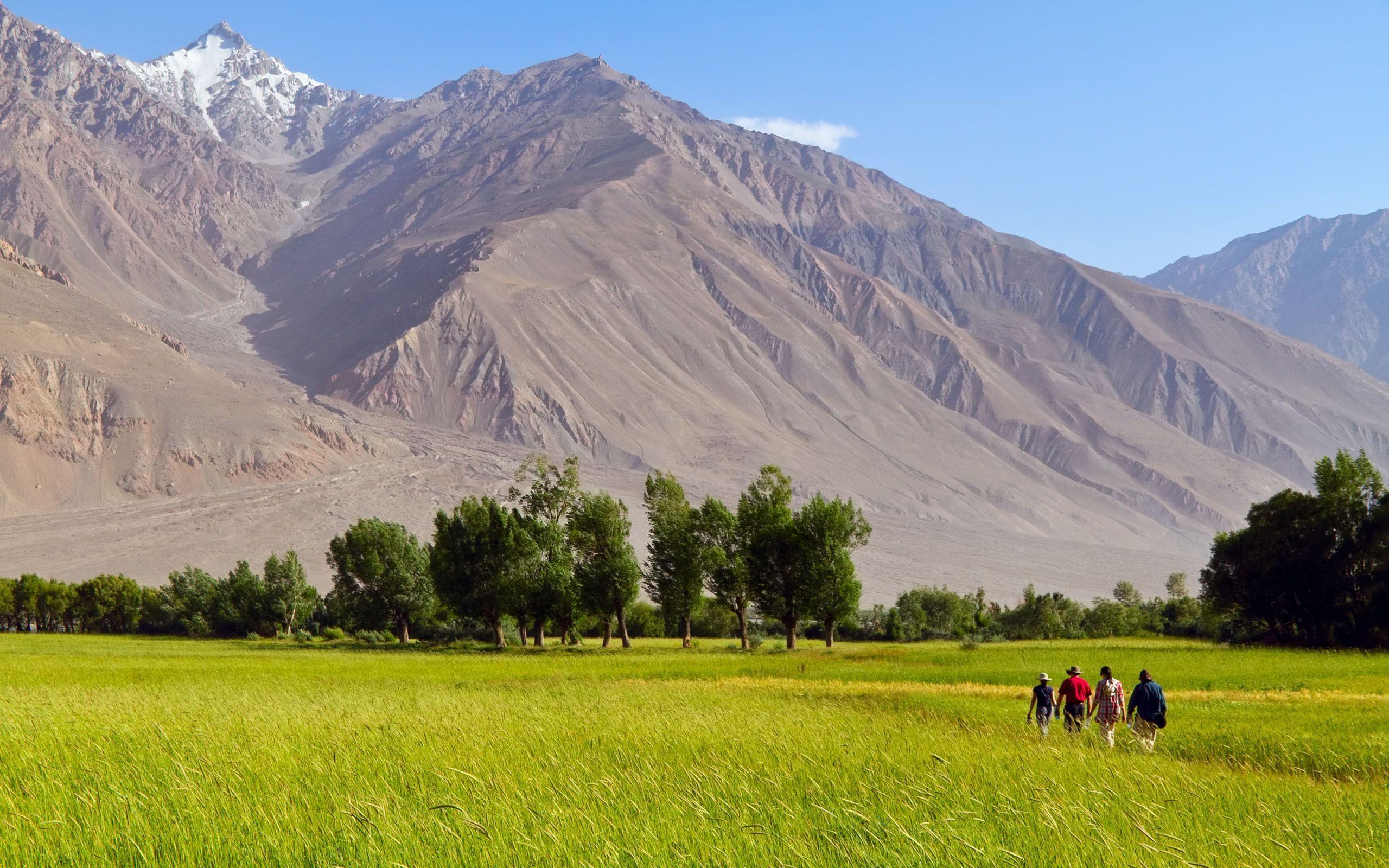 2560x1600 Afghanistan Wallpaper