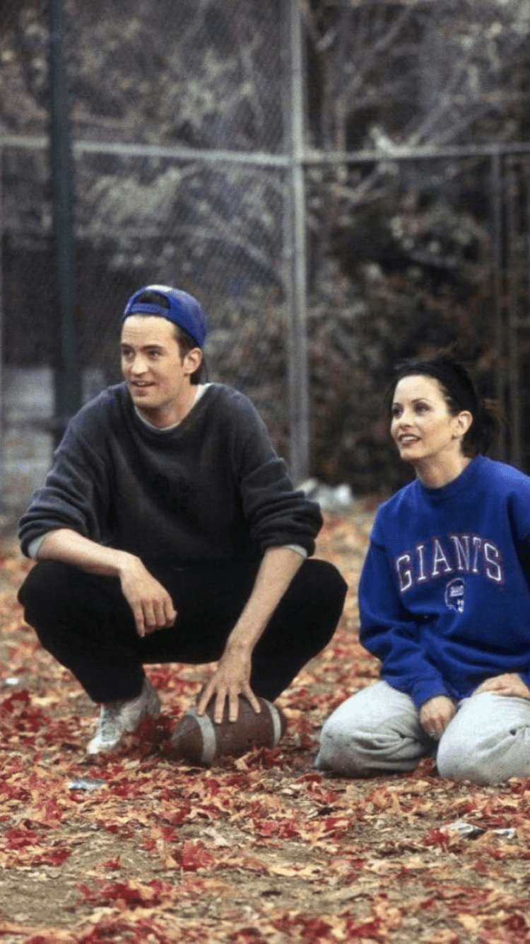 750x1334 monica and chandler <3. Friends moments, Friends cast, Friends best moments