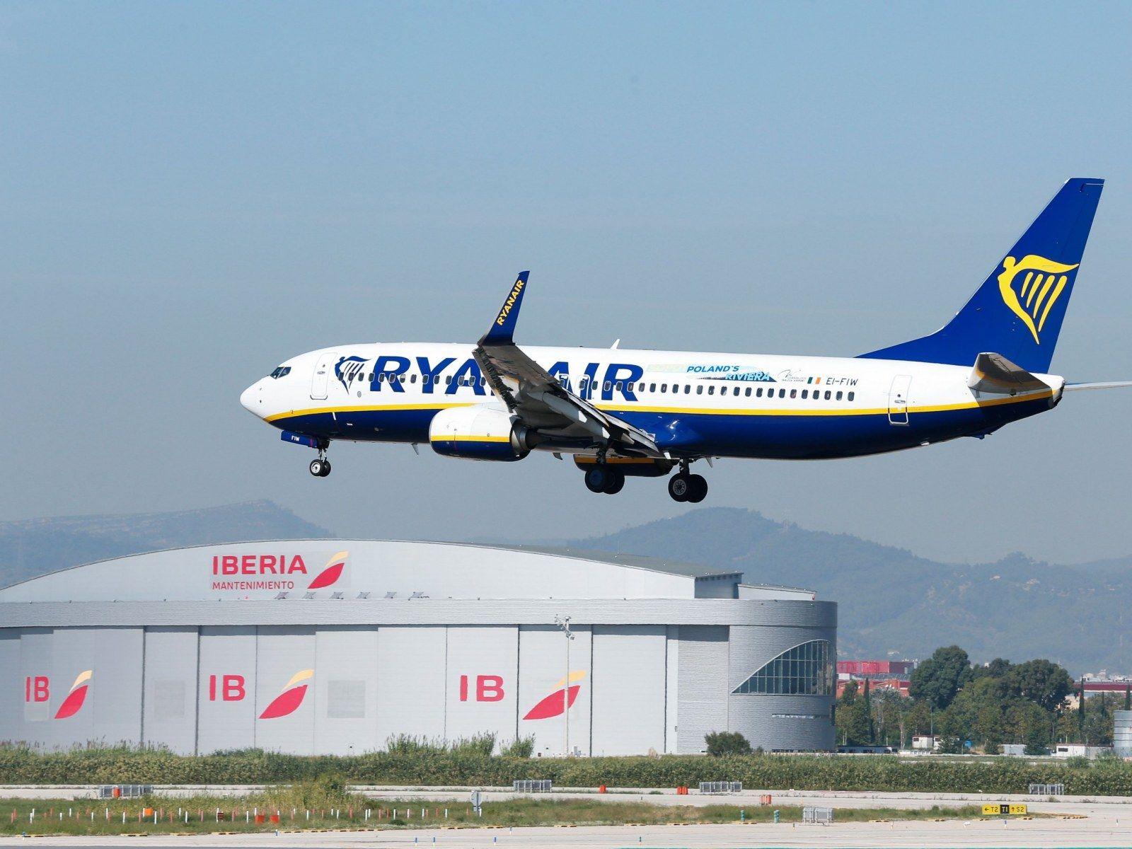 1600x1200 Ryanair Passenger Who Went On Racist Rant At 77 Year Old Black Woman Says He Had 'a Fit Of Temper'