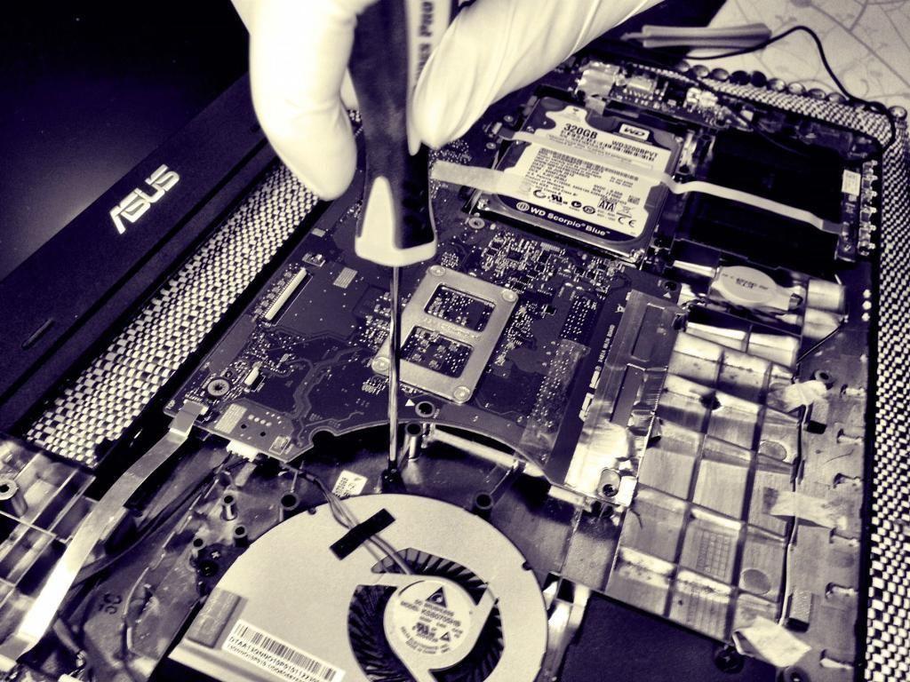 1024x768 Computer Hardware Wallpaper