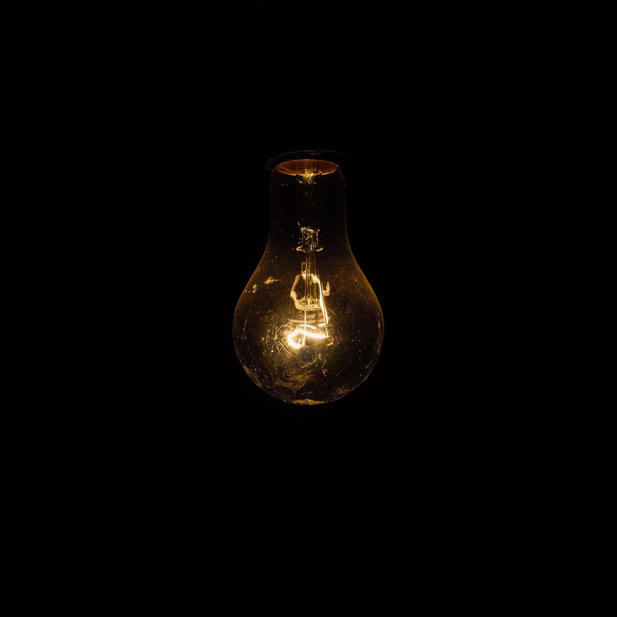 2048x2048 Light Blub Dark iPad Air Wallpaper Free Download
