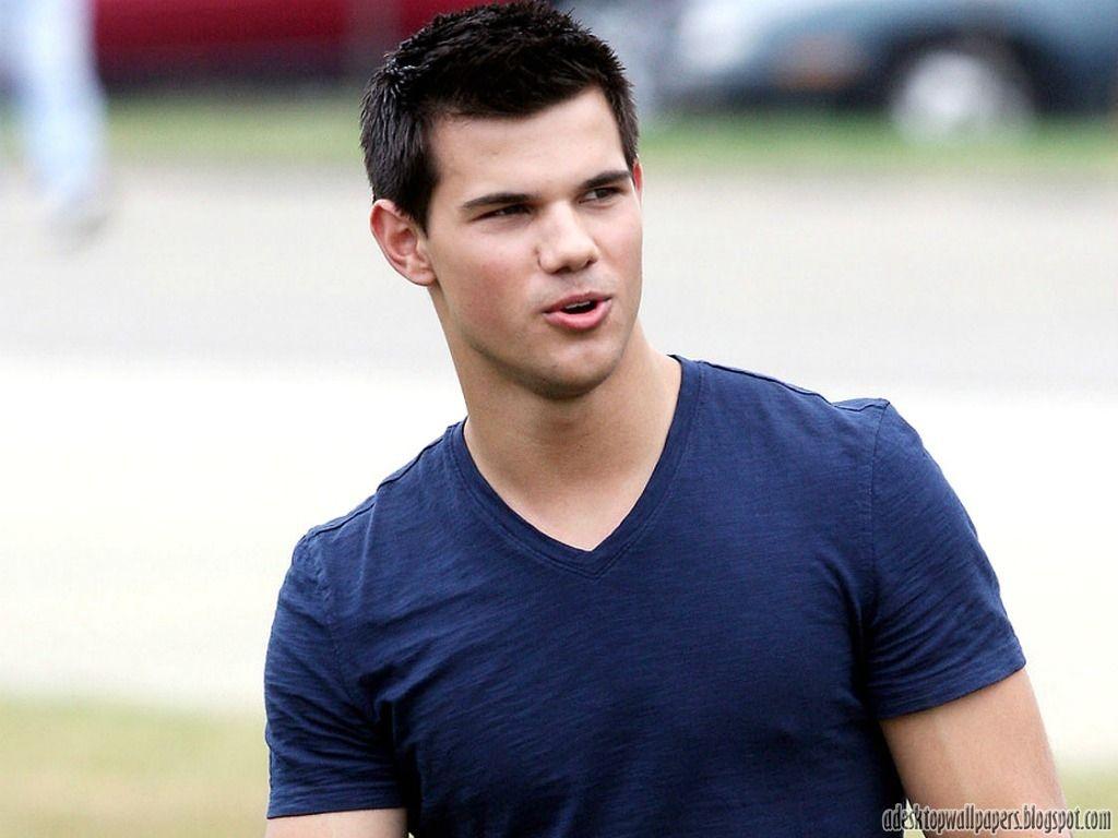 1024x768 Taylor Lautner Hollywood Actor Desktop Wallpaper A desktop