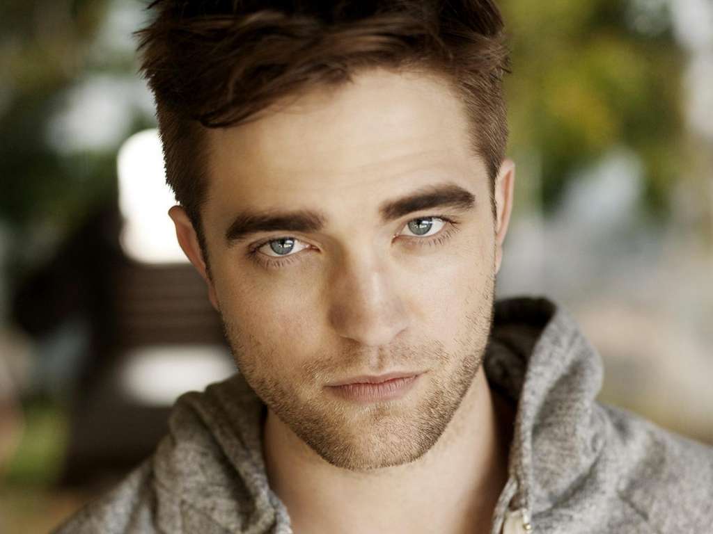 1024x768 List Of Famous Celebrities 38 Desktop Wallpaper