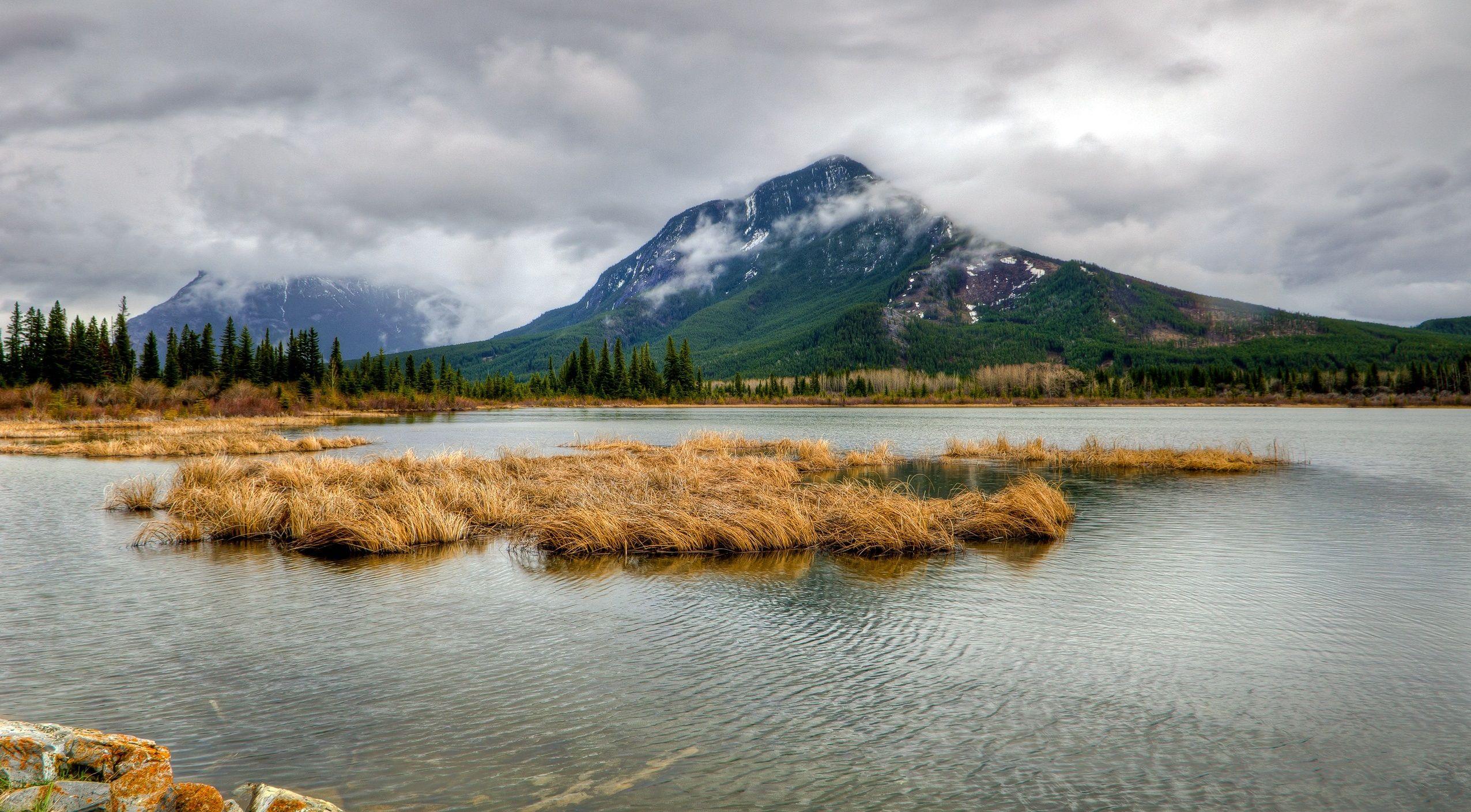 2552x1409 Lake View HD Laptop Wallpaper