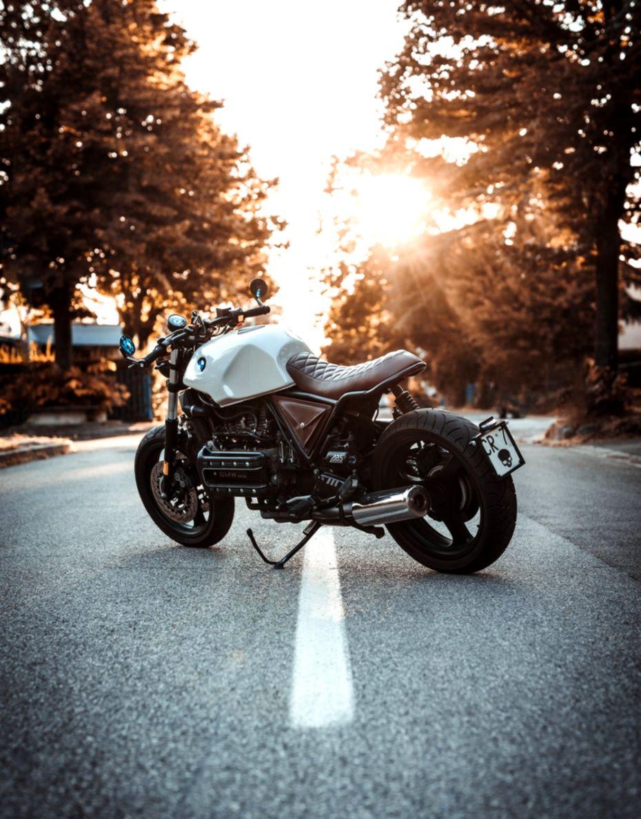 930x1187 BMW Motorcycle [iPhone & Android] Wallpaper