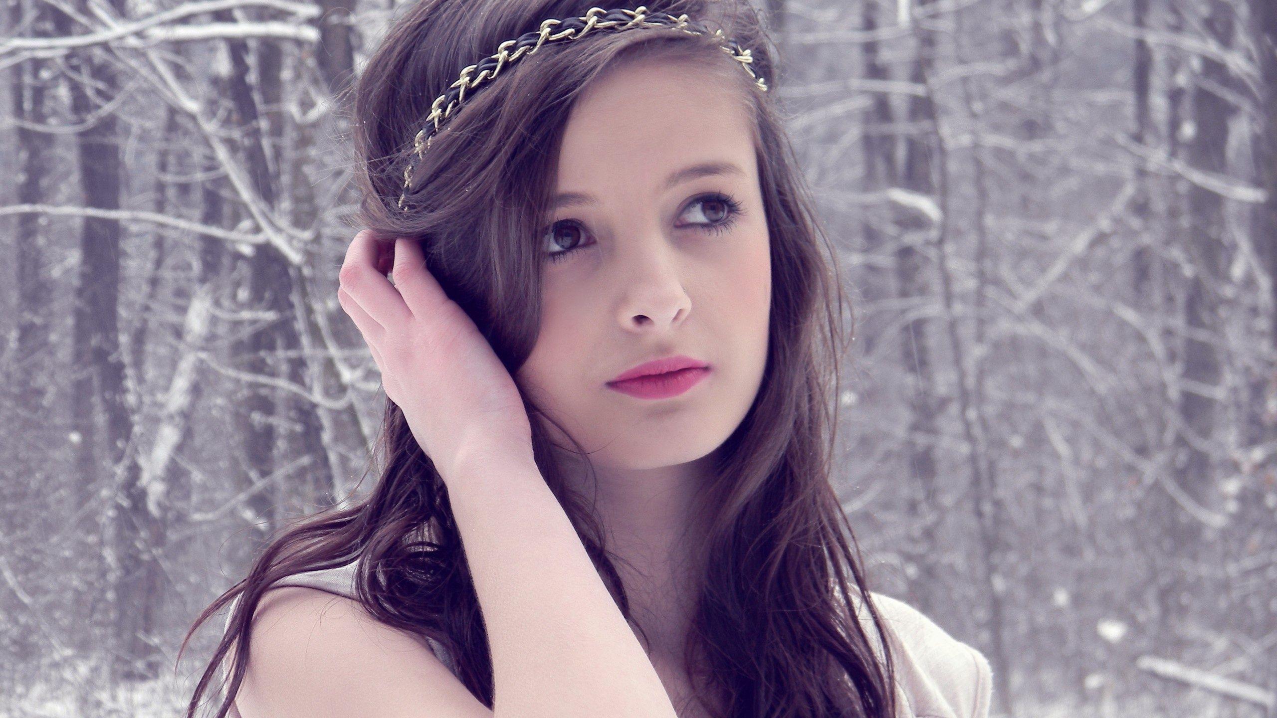 2560x1440 Girl In Winter Forest desktop PC and Mac wallpaper