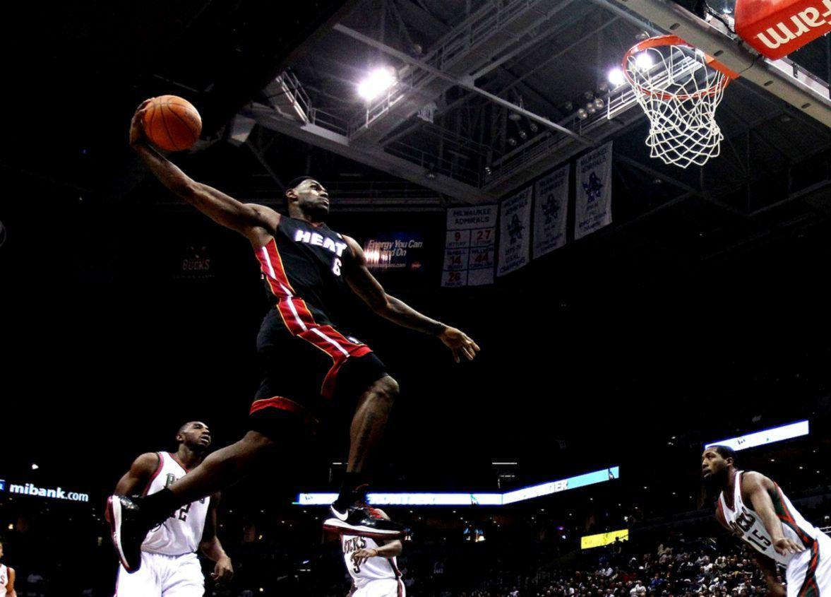 1177x845 Lebron James Wallpaper HD Free Download Wade Lebron Dunk