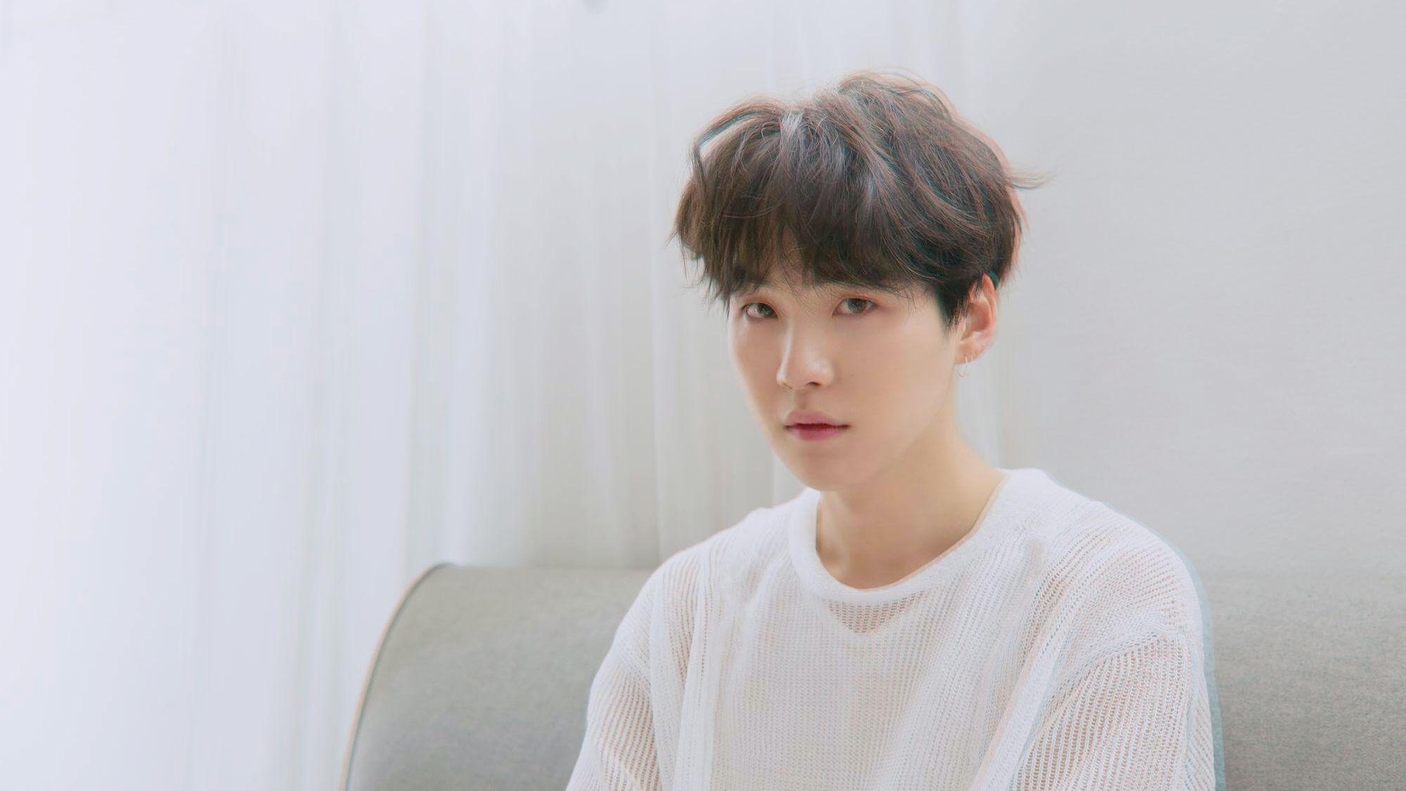 2000x1125 Suga Desktop Wallpaper
