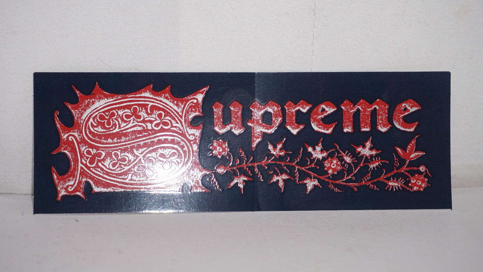 1600x900 Supreme Supreme Red Sticker