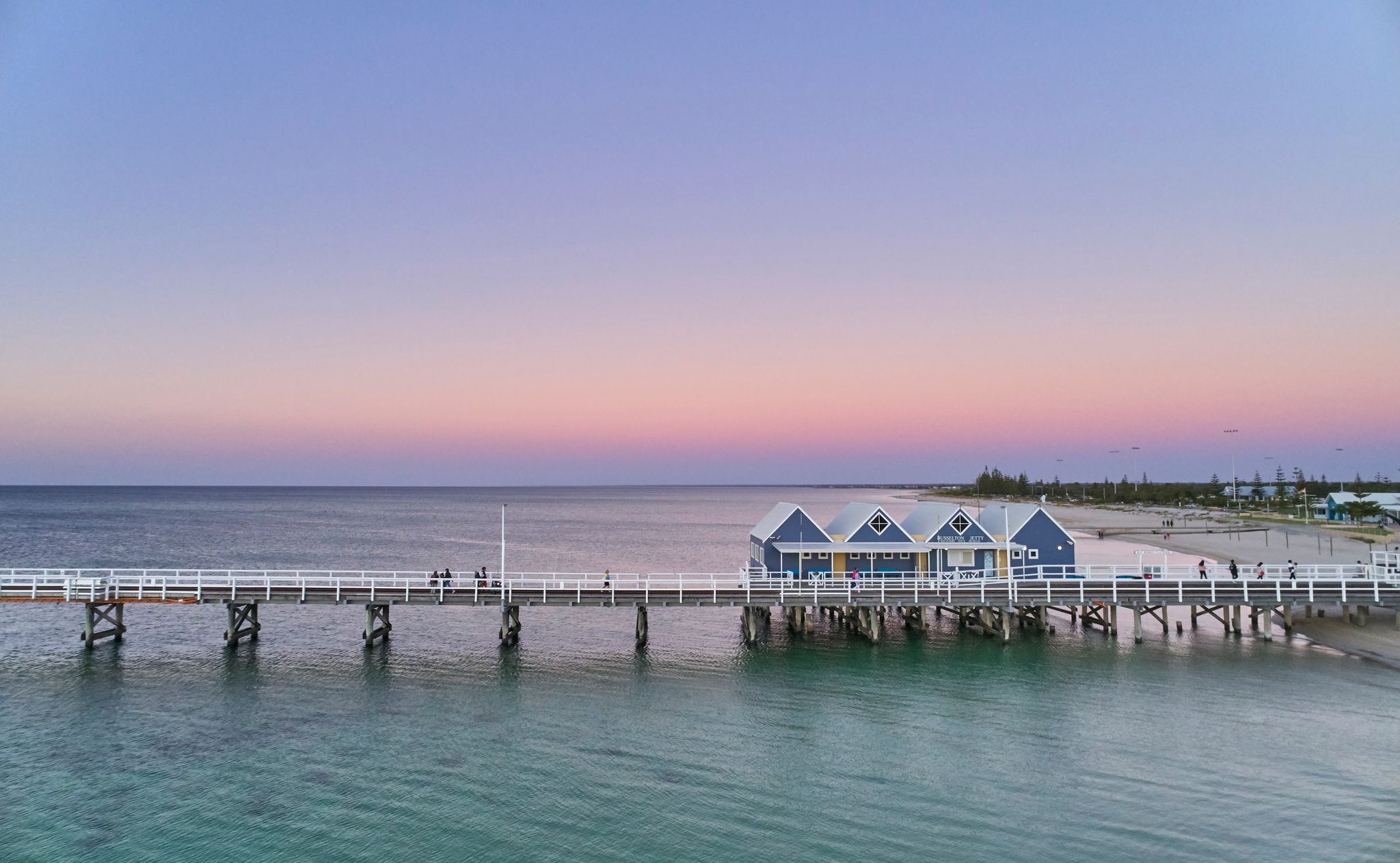 2048x1262 Busselton. The South West Edge