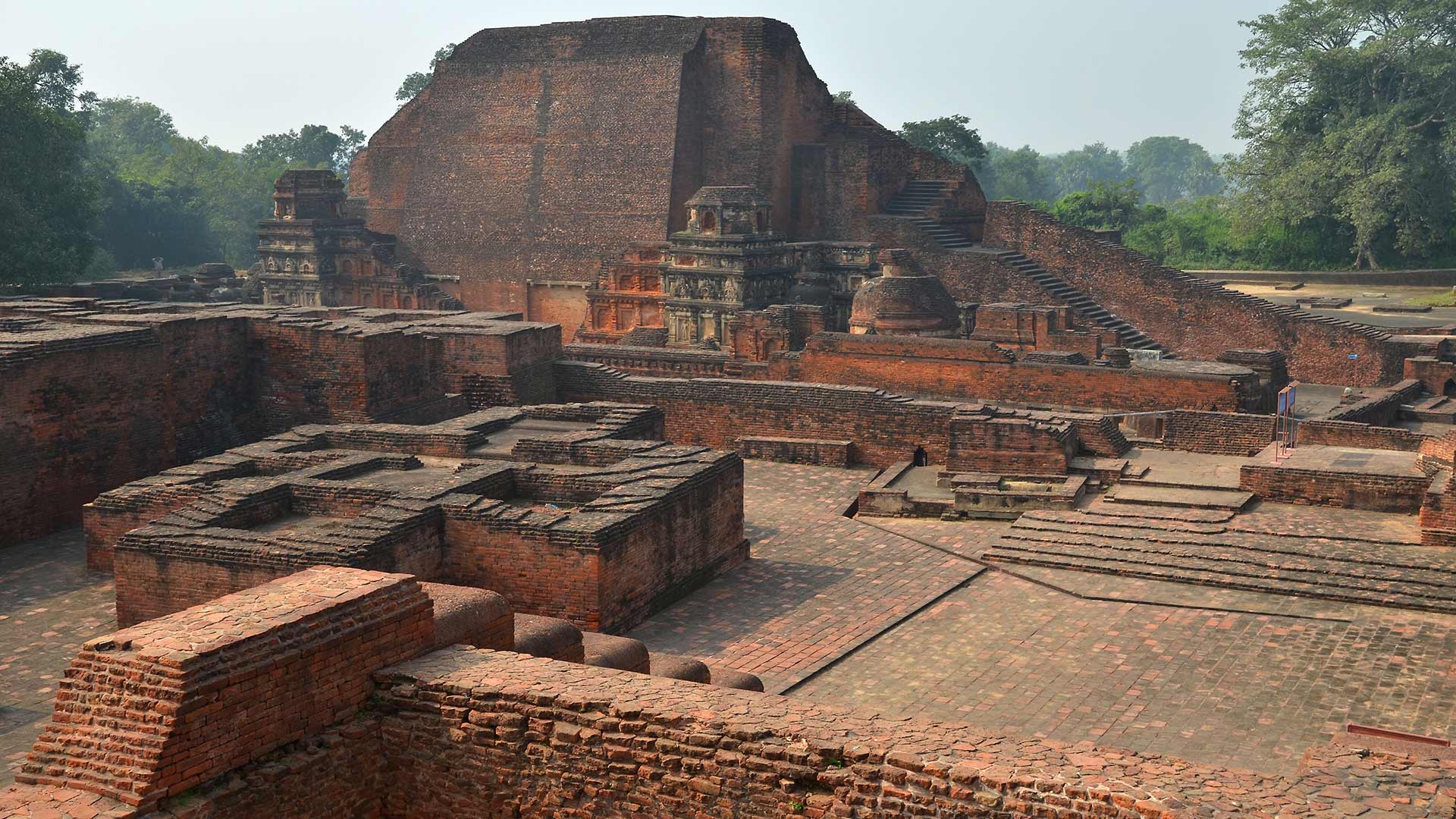 1920x1080 Ruins of the ancient university of Nalanda in Bihar, India