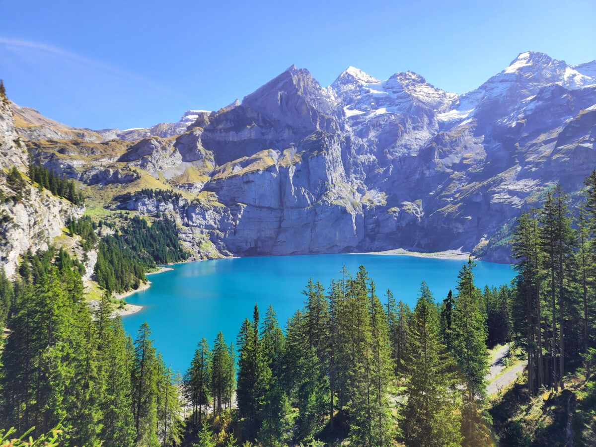 1200x900 A morning at Oeschinensee Cups of Travel
