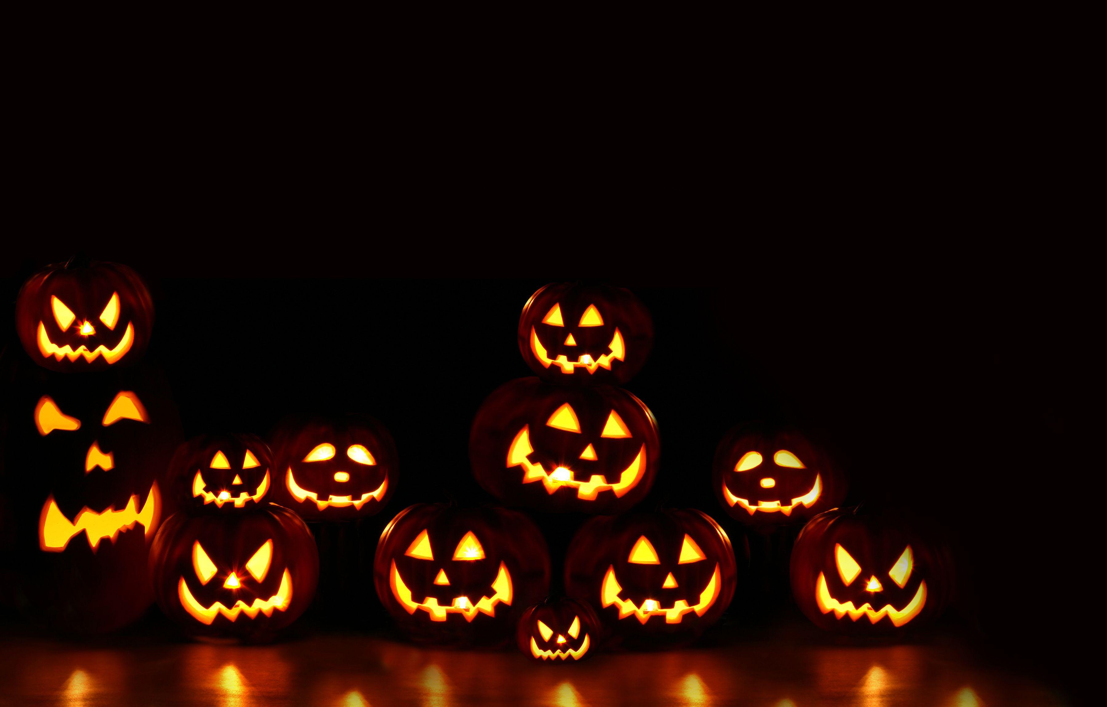 3600x2300 Scary Pumpkin Wallpaper
