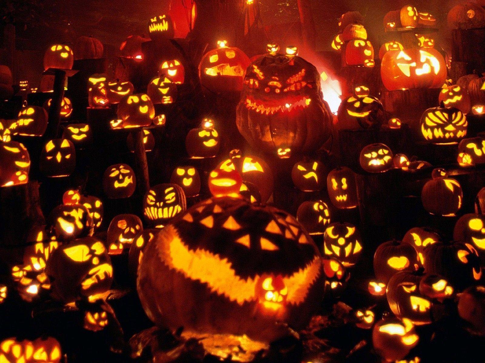1600x1200 Spooky Halloween Lights HD Wallpaper for Desktop
