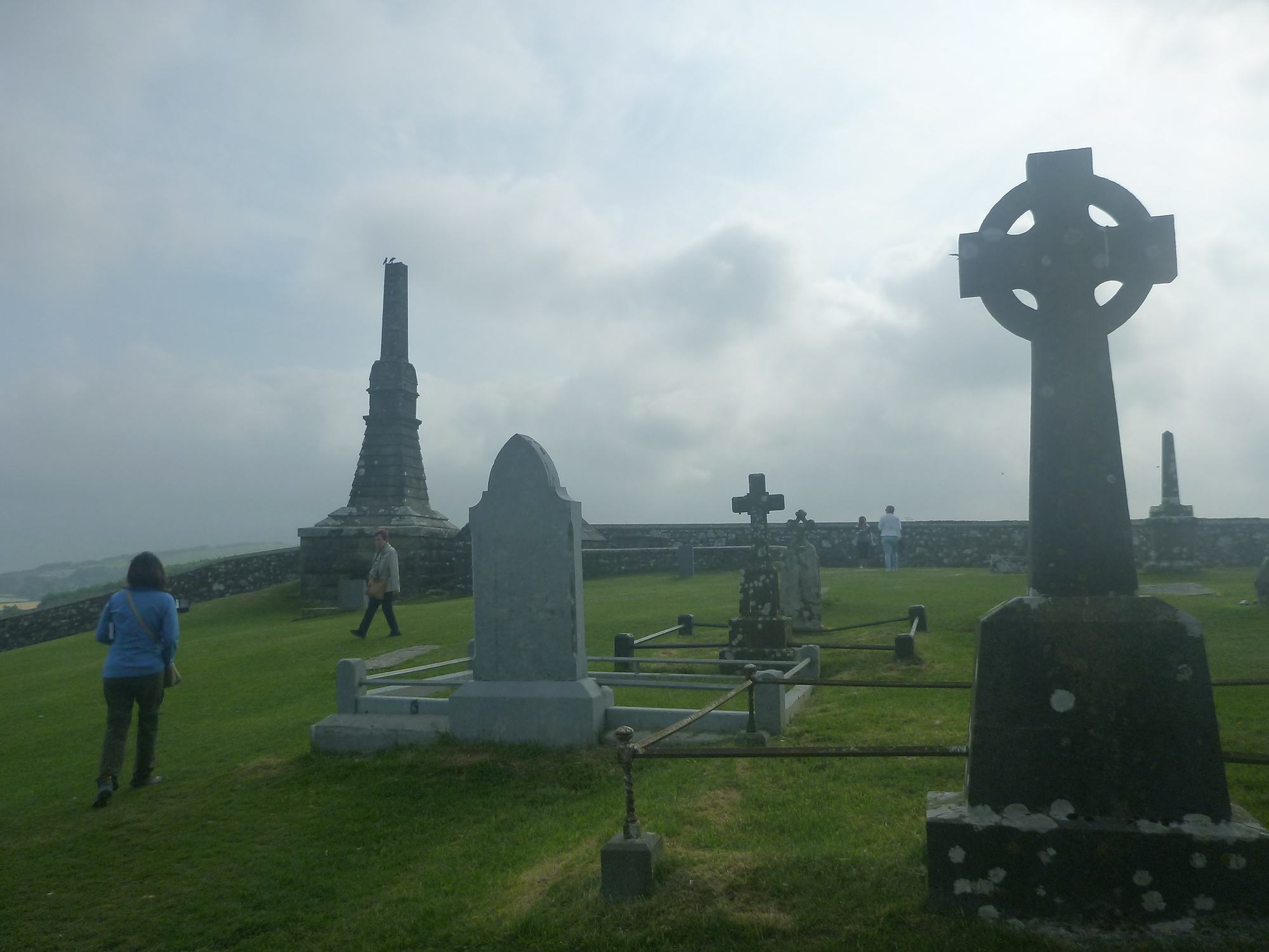 2000x1500 Visiting the Rock of Cashel, Cork City and Blarney Castle with Irish Day Tours't Stop Living