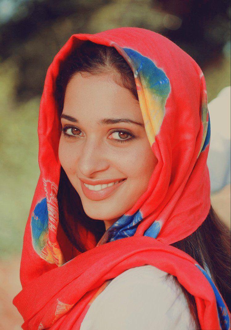 749x1067 Tamanna Bhatia Picture HD. Full HD Picture