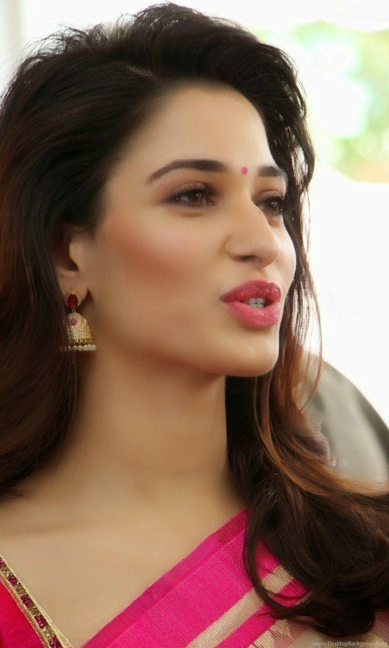 768x1280 Tamanna Bhatia Looking Hot In Saree HD Wallpaper High Resolution. Desktop Background