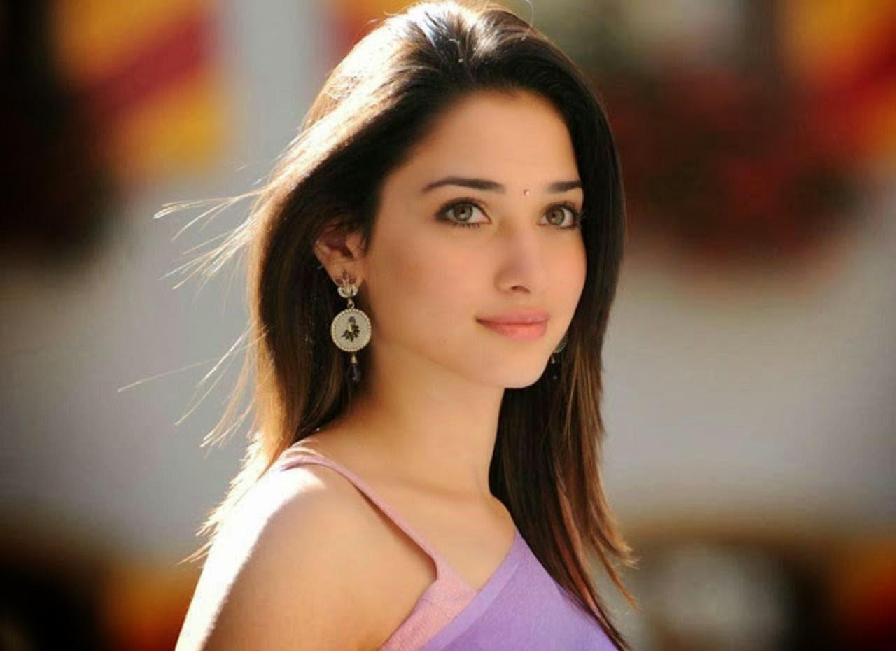 1280x930 Tamanna Bhatia HD Wallpaper (1280x930 px, 83.2 Kb)