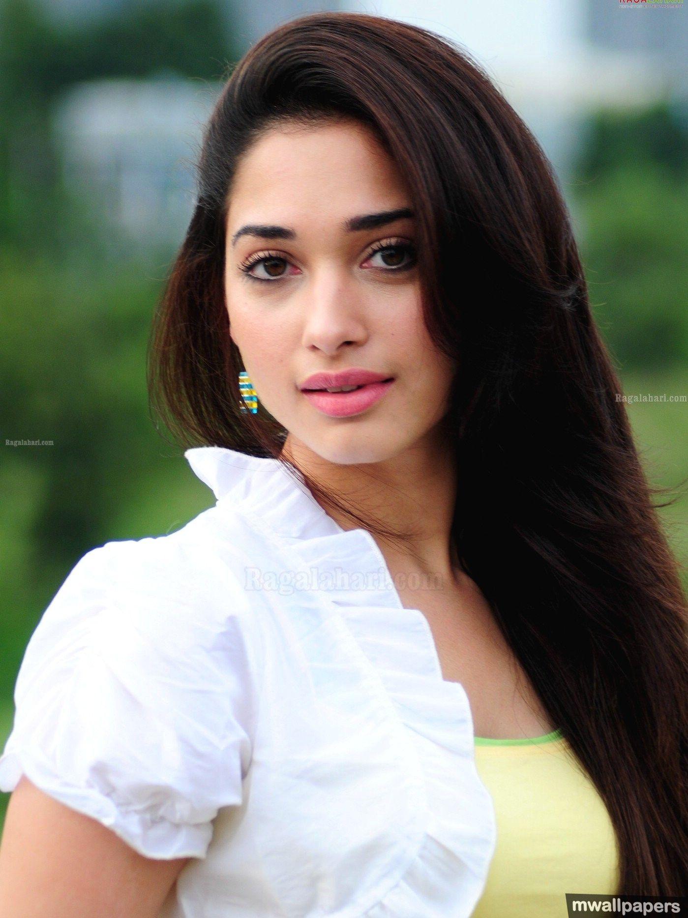 1399x1865 Tamanna bhatia full HD photo. .