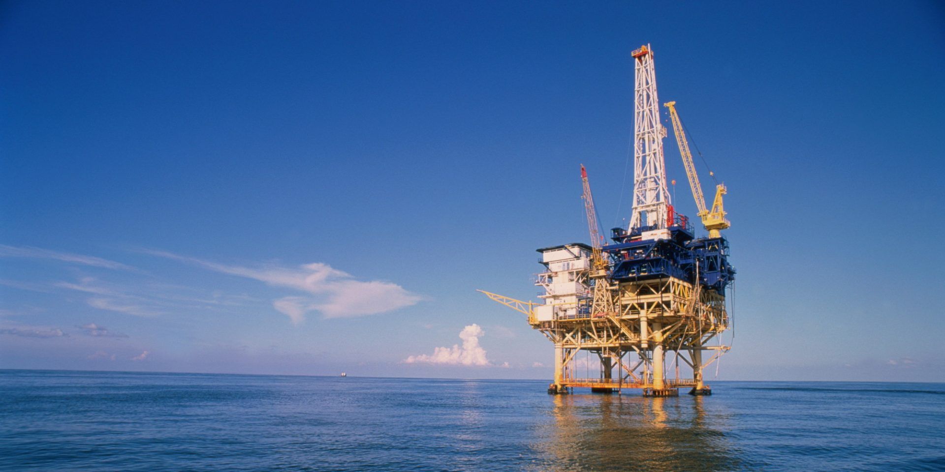 1920x960 Gulf of Mexico Drilling Rigs Sit Idle. Egypt Oil & Gas