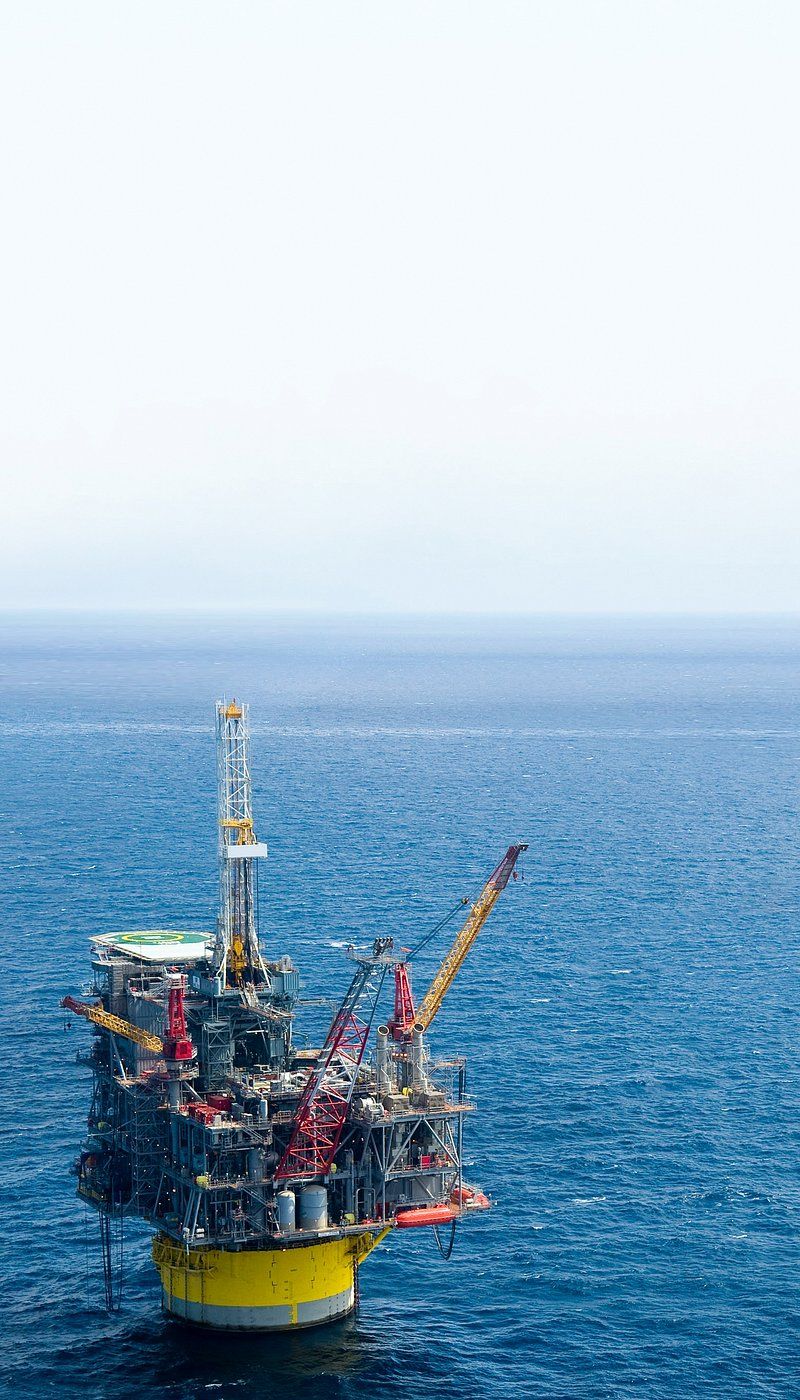800x1400 Offshore Oil Drilling Rig Image Wallpaper