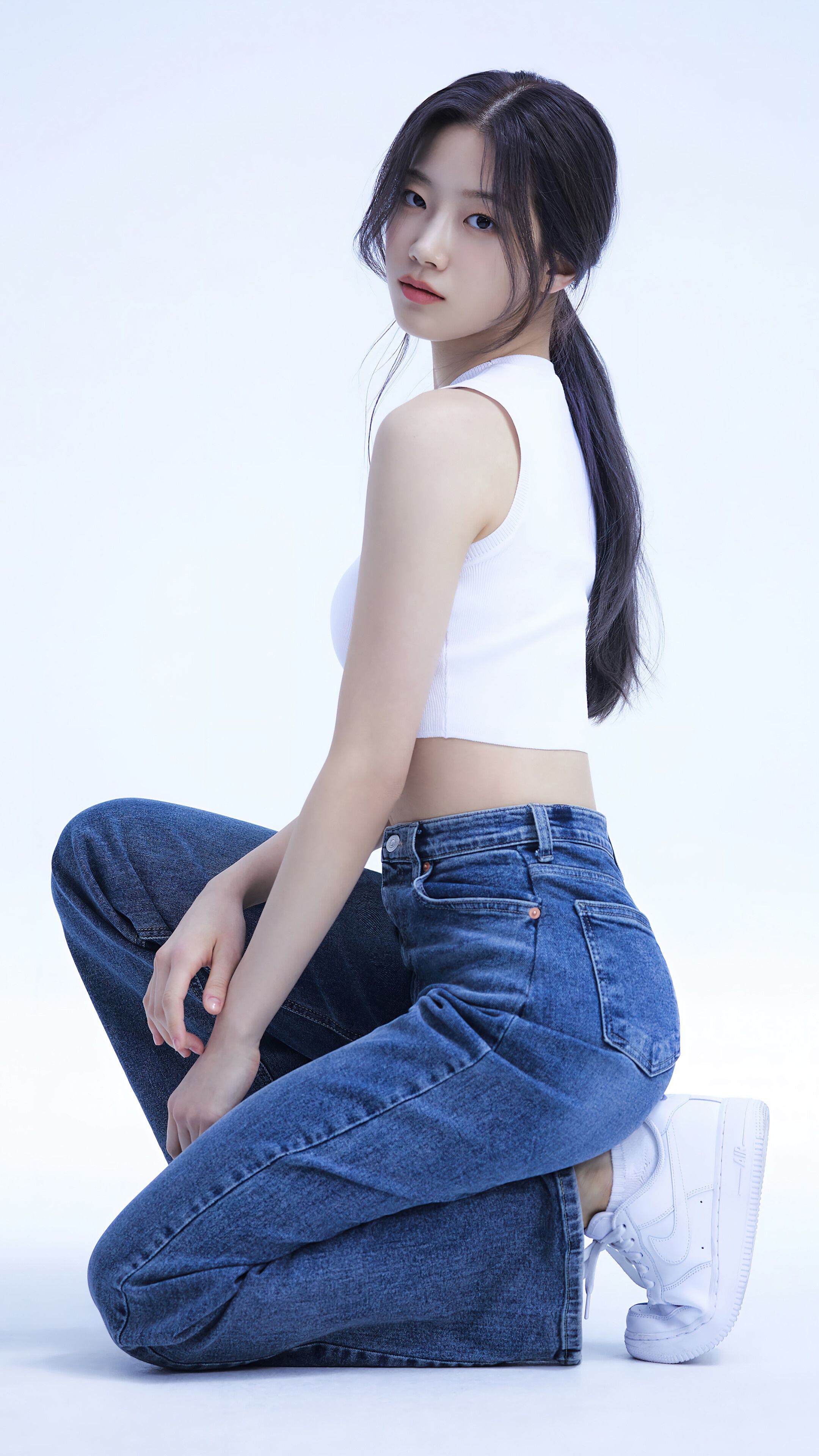 2160x3840 Kazuha (LE SSERAFIM) 4K Wallpaper iPhone HD Phone g
