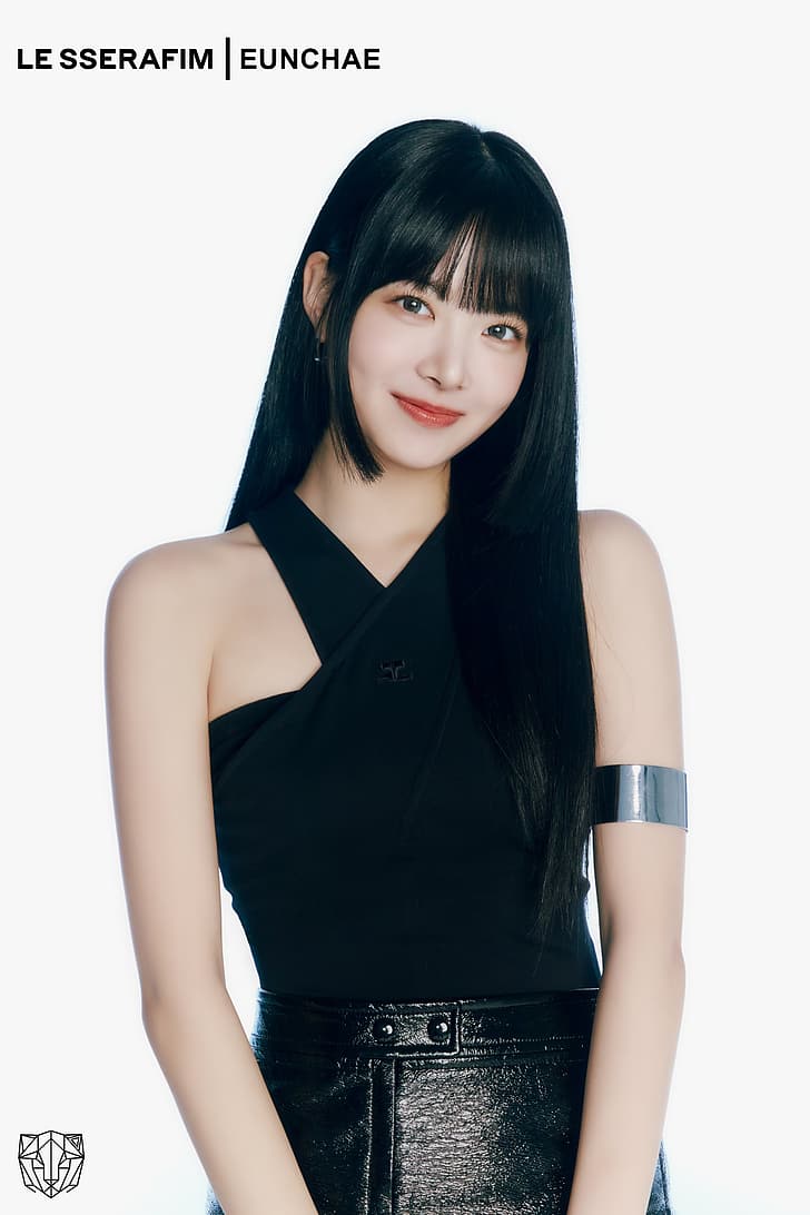 728x1092 HD wallpaper: Le Sserafim, girl scout, black, Sakura Miyawaki, Kim Chae Won