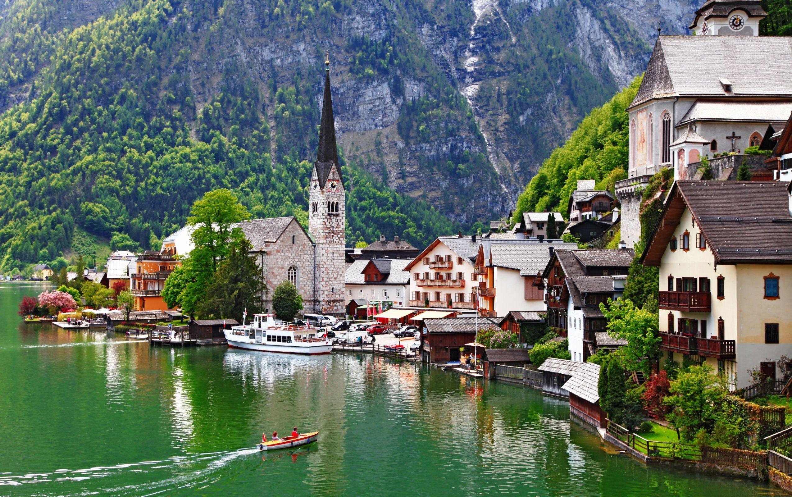 2550x1600 Fall In Hallstatt Austria Wallpaper. Lakeside village, Hallstatt, Village