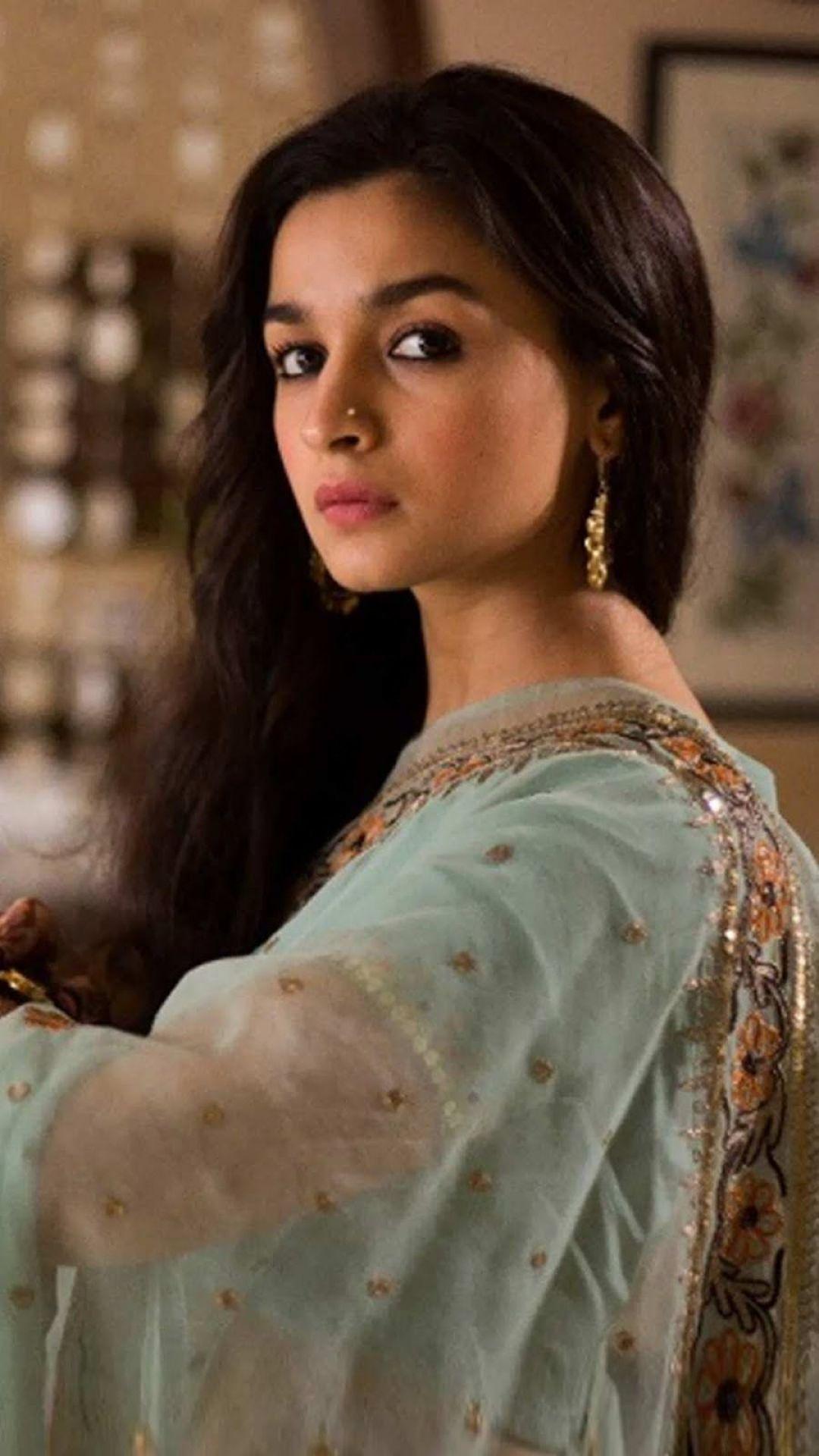 1080x1920 Top Bollywood, iPhone, Desktop HD Background / Wallpaper (1080p, 4k) (1080x1920) (2020)