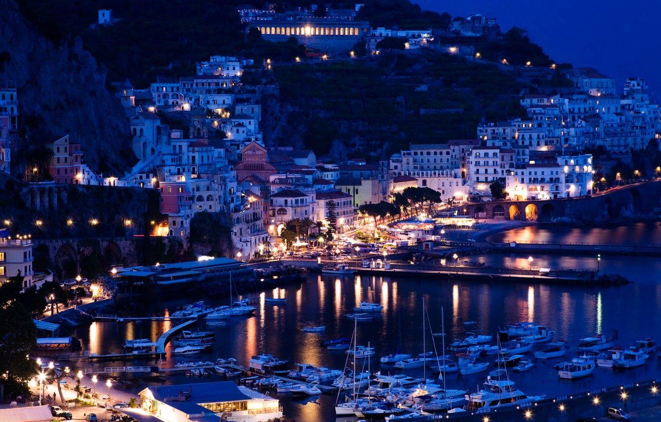 1332x850 Wallpaper sea, mountains, night, lights, rocks, coast, home, yachts, boats, lights, Italy, piers, Sorrento, Positano image for desktop, section город