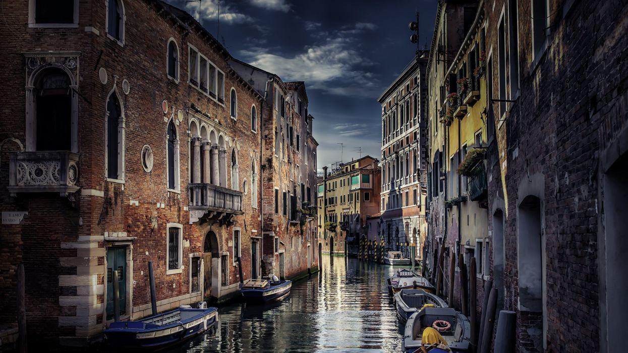 1245x700 Venice canal boat building wallpaperx2160
