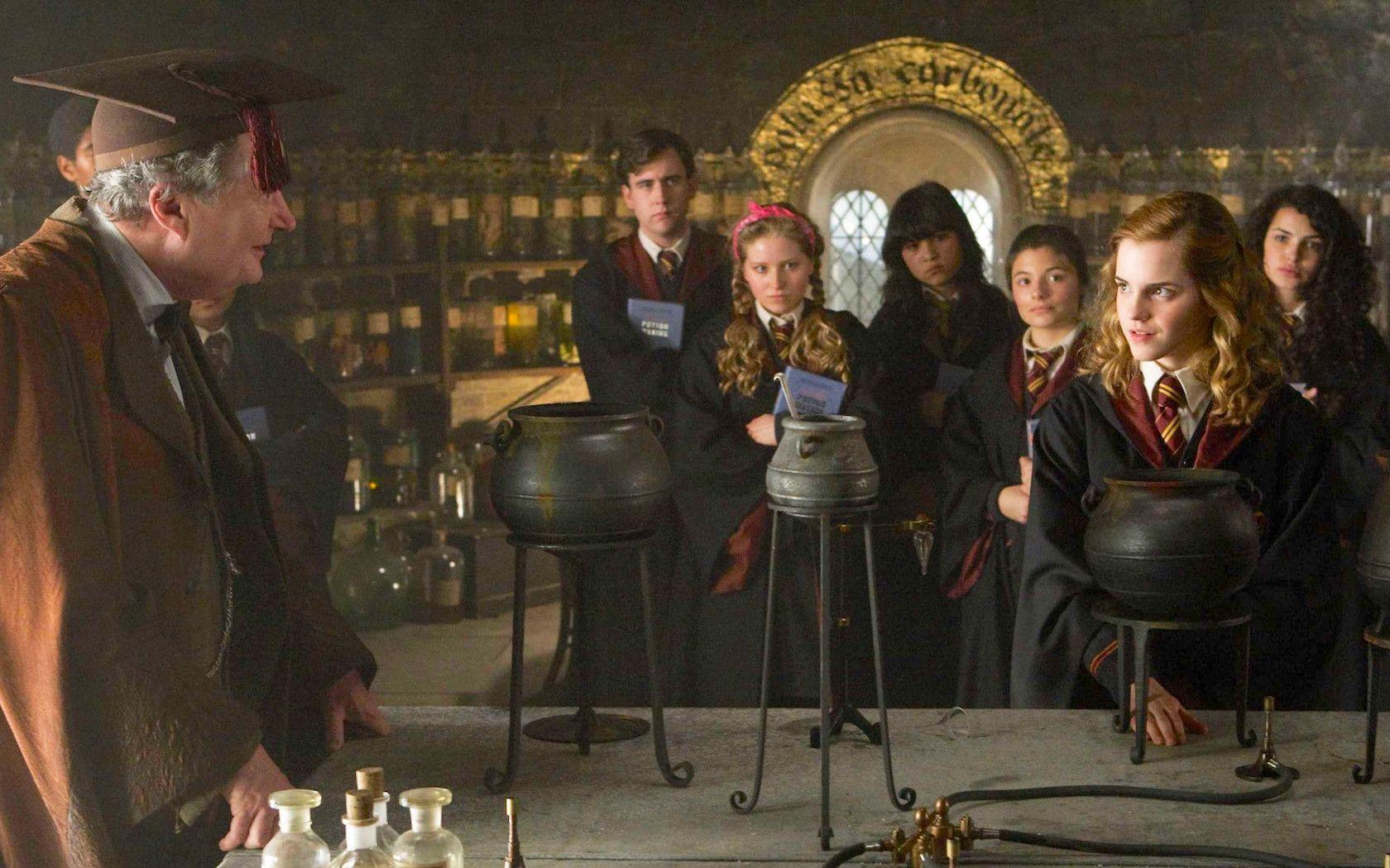 1680x1050 The Wizard's Den: Sydney's Harry Potter Inspired Potions Bar
