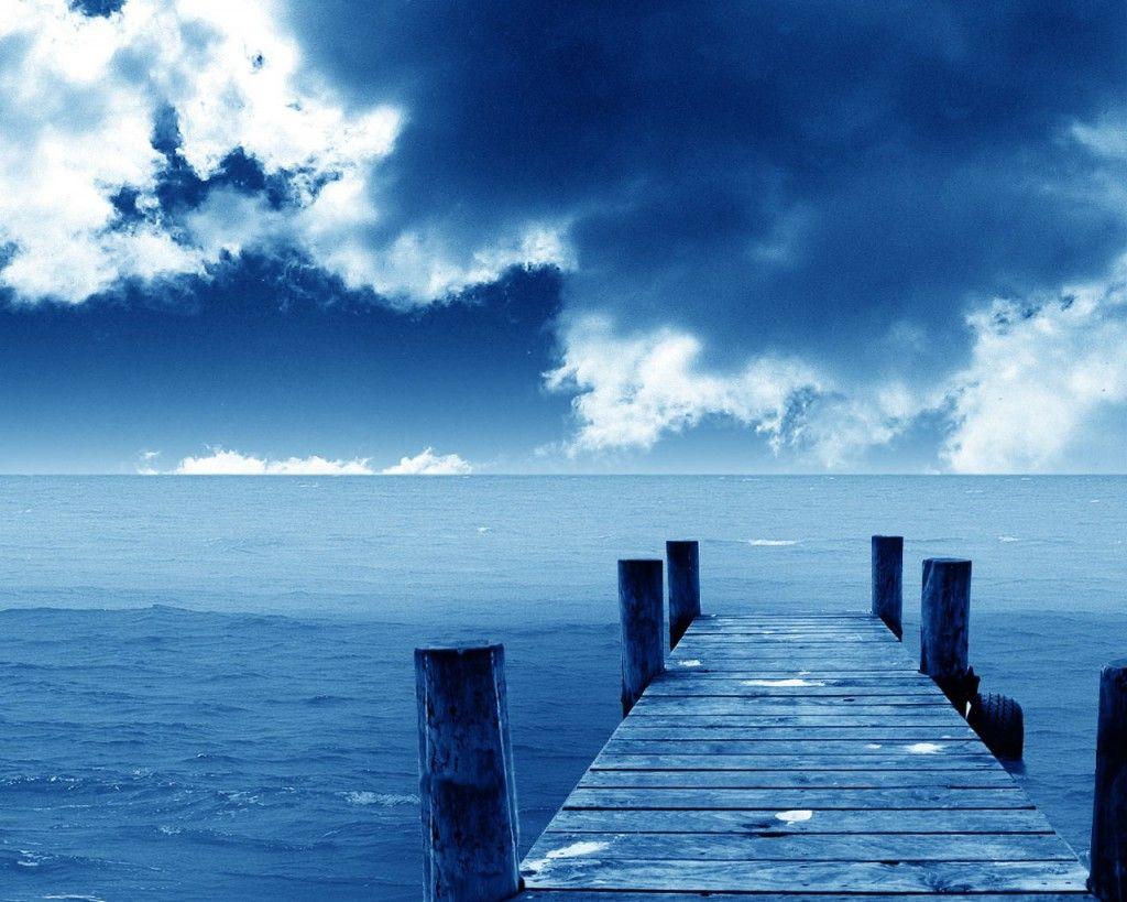 1024x819 Blue Water Sea With Blue Sky Wallpaper