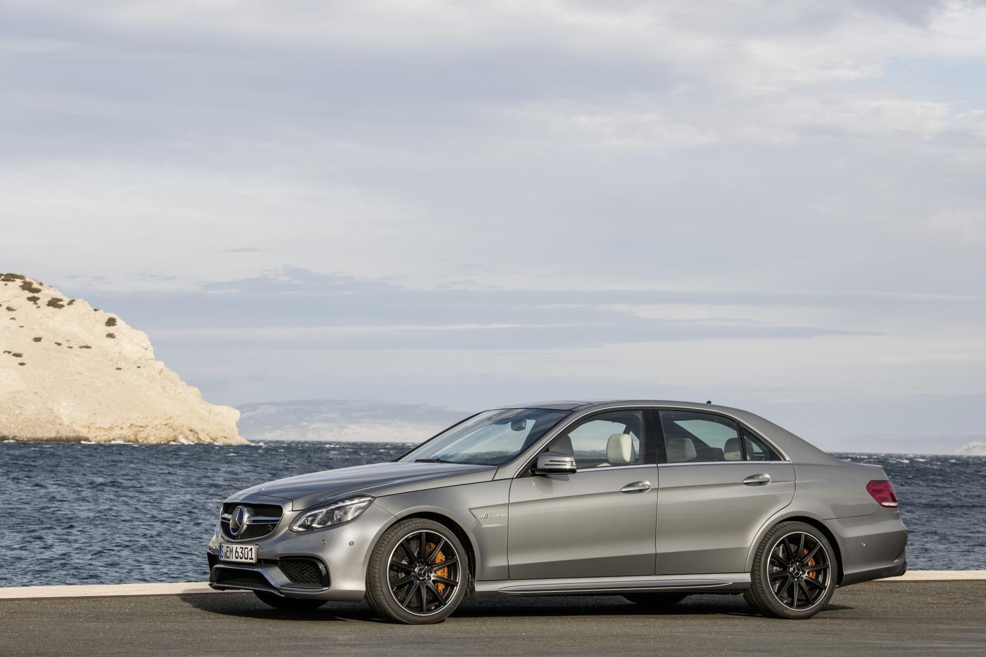 1920x1280 Mercedes Benz E63 AMG S Wallpaper