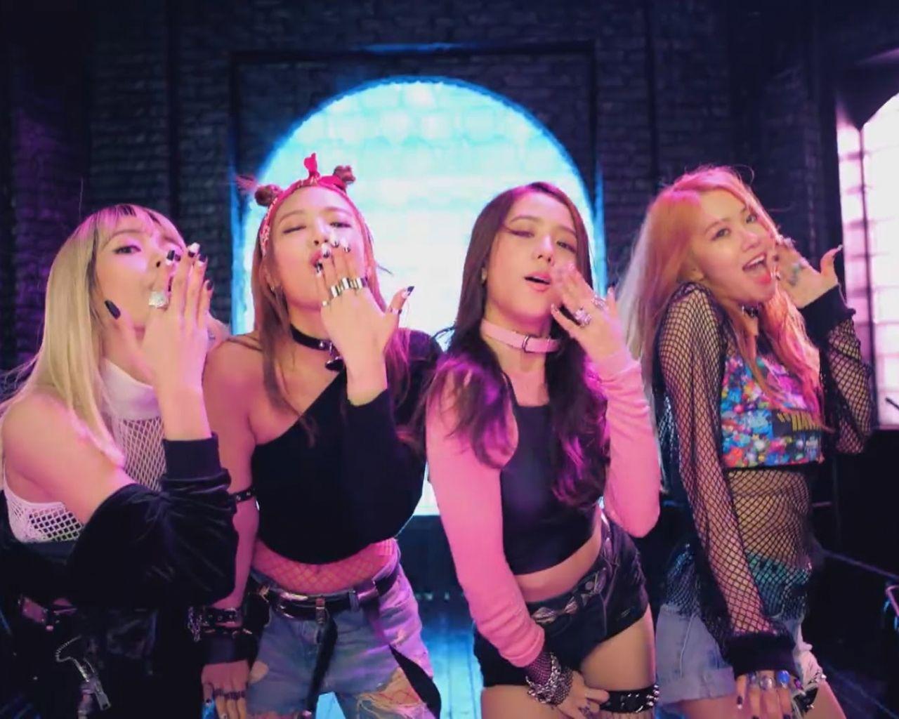 1280x1024 Tải xuống miễn phí Hình nền Blackpink HD caizla [1920x1080)
cho Máy tính để bàn, Di động & Máy tính bảng của bạn. Khám phá Hình nền PC Blackpink. Hình nền máy tính Blackpink, Hình nền BLACKPINK, Hình nền BLACKPINK Lisa