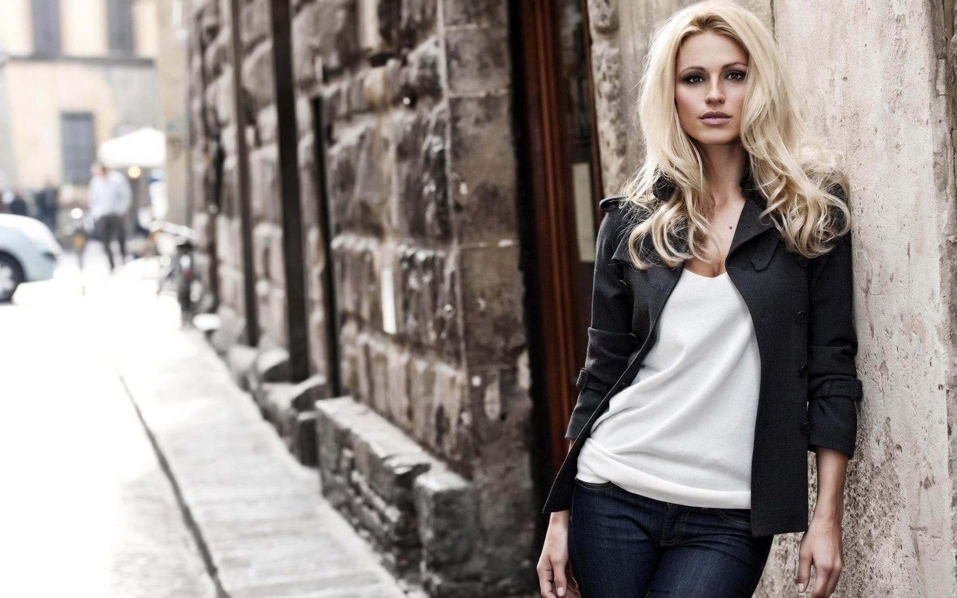 1920x1200 Men And Women Fashion Wallpaper