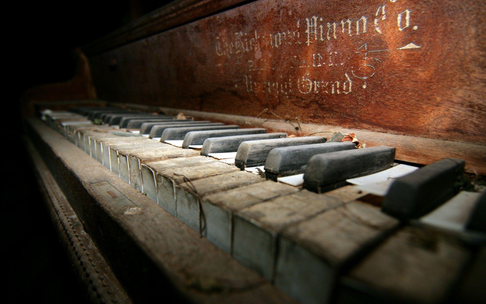 1920x1200 Piano macro retro decay ruin wallpaperx1200