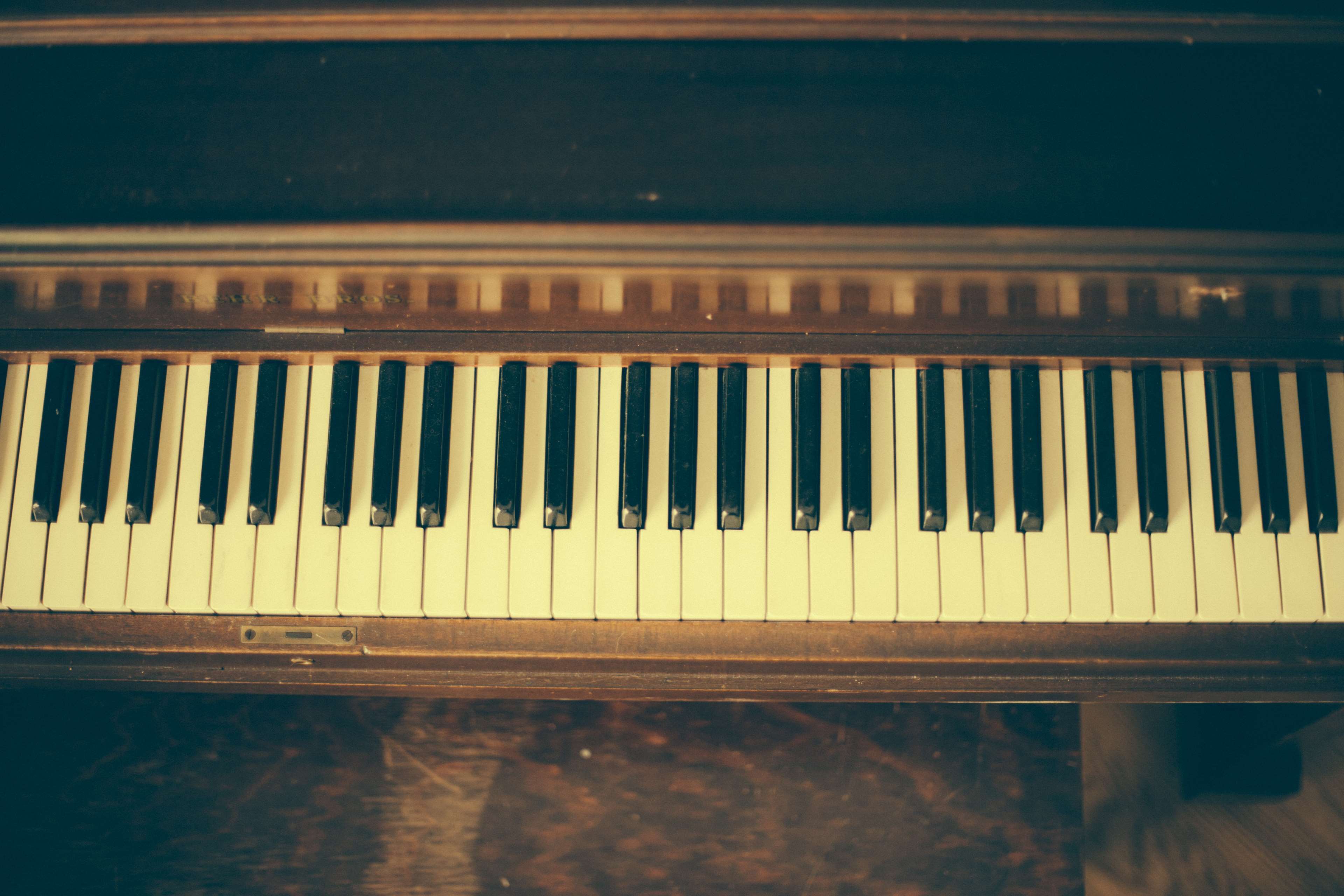 3840x2560 chords, classic, harmony, instrument, keyboard, keys, musical instrument, piano, piano keys, retro, vintage 4k wallpaper. Mocah.org HD Desktop Wallpaper