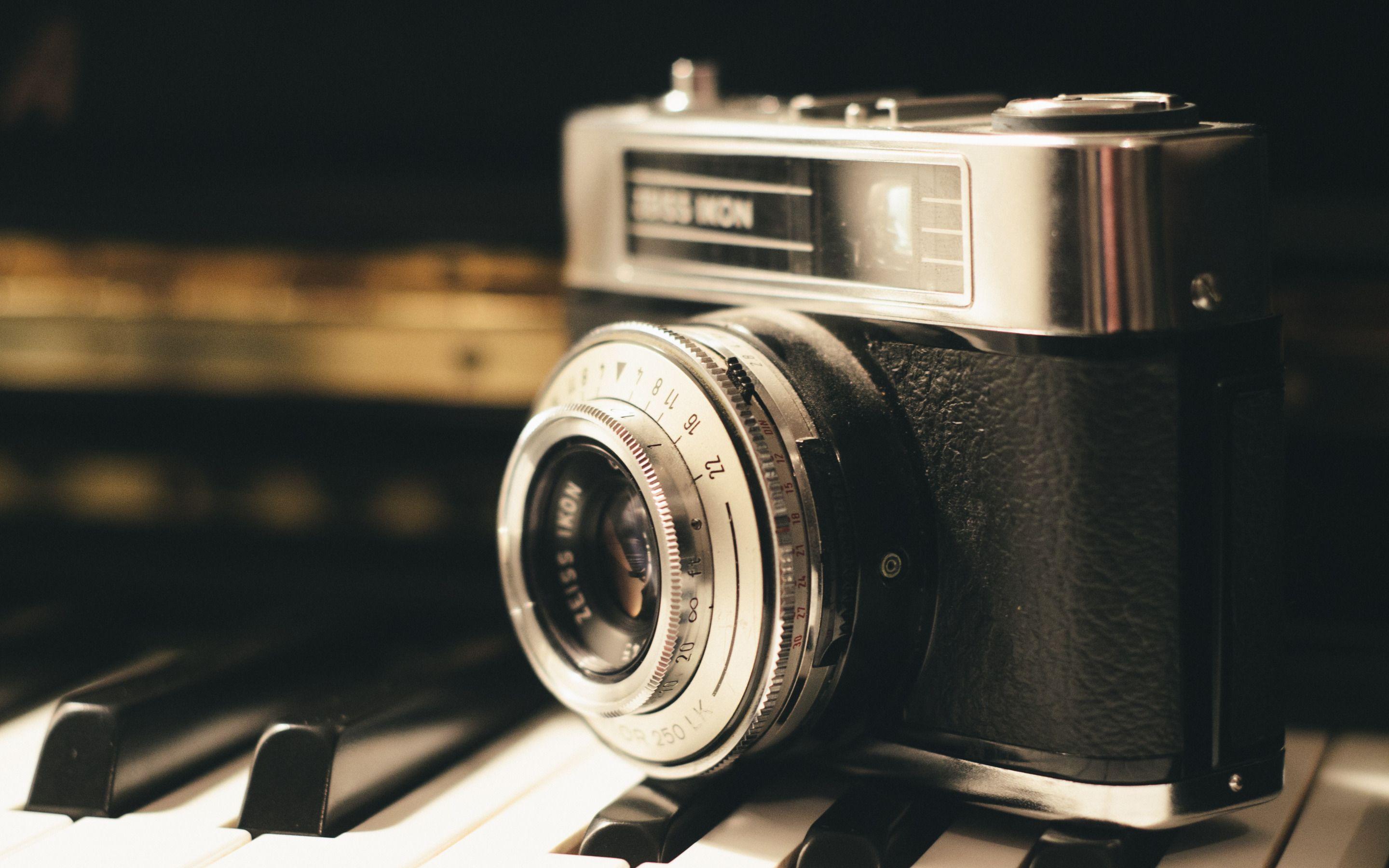 2880x1800 Download wallpaper old camera, canon, retro style, piano, camera, retro background, photo concepts for desktop with resolution 2880x1800. High Quality HD picture wallpaper