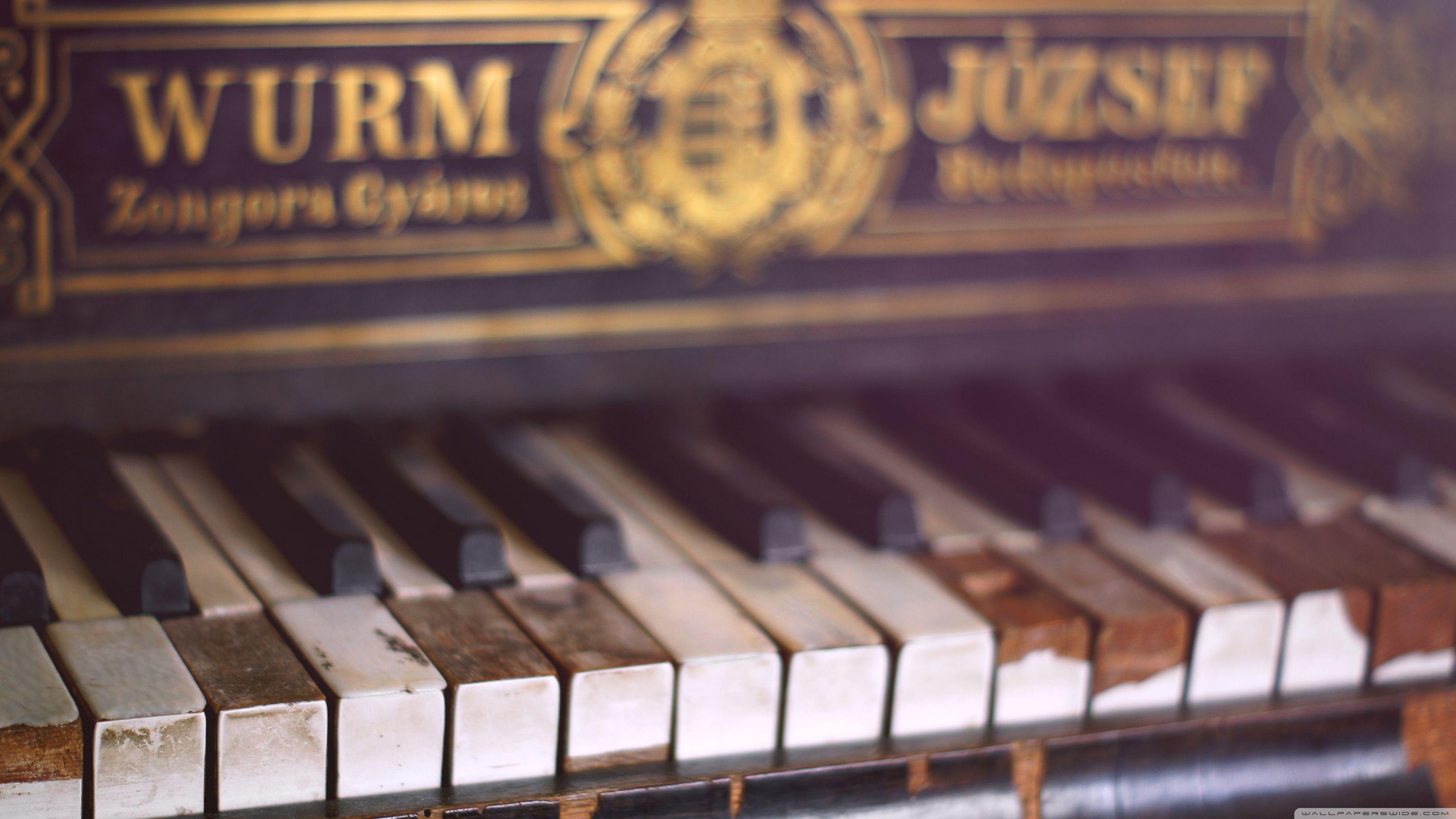 3554x1999 HD Vintage Music Keyboard Wallpaper