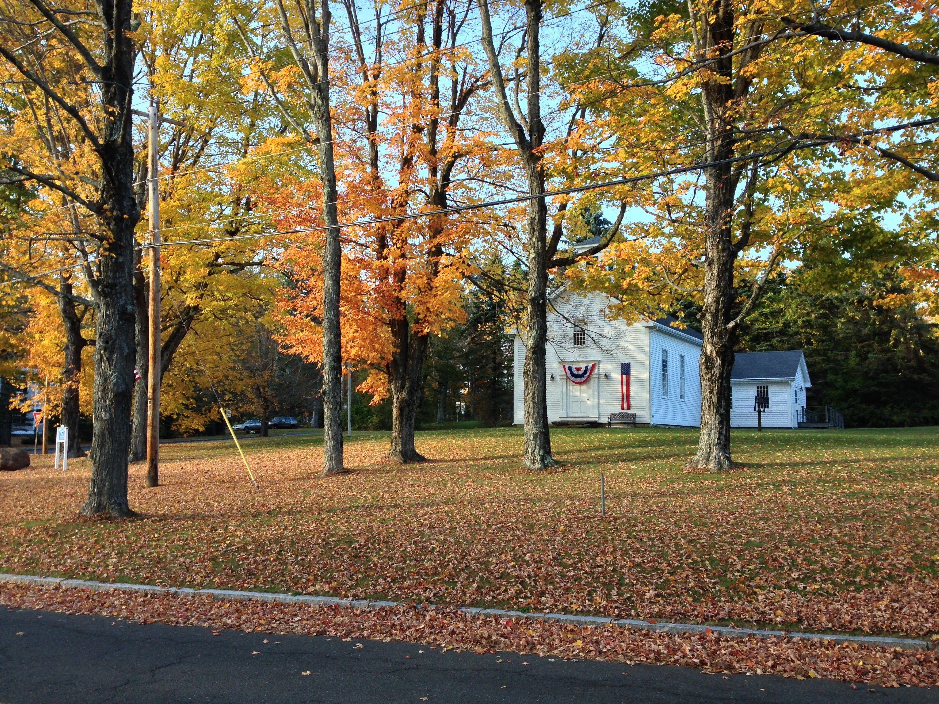 3264x2448 Other: Autumn Small New England Town Fall Trees Picture Gallery