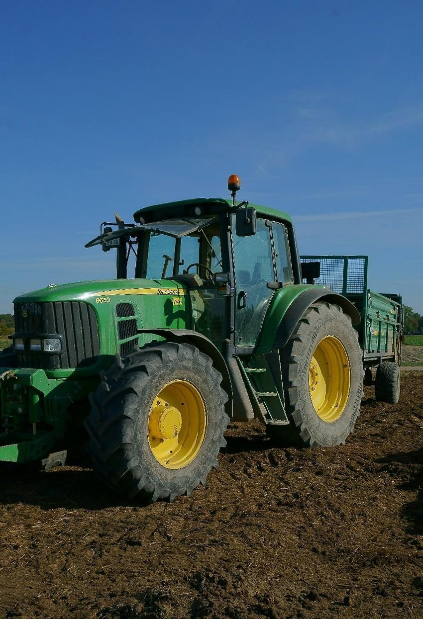 850x1245 New Wallpaper John Deere Tractors for Android